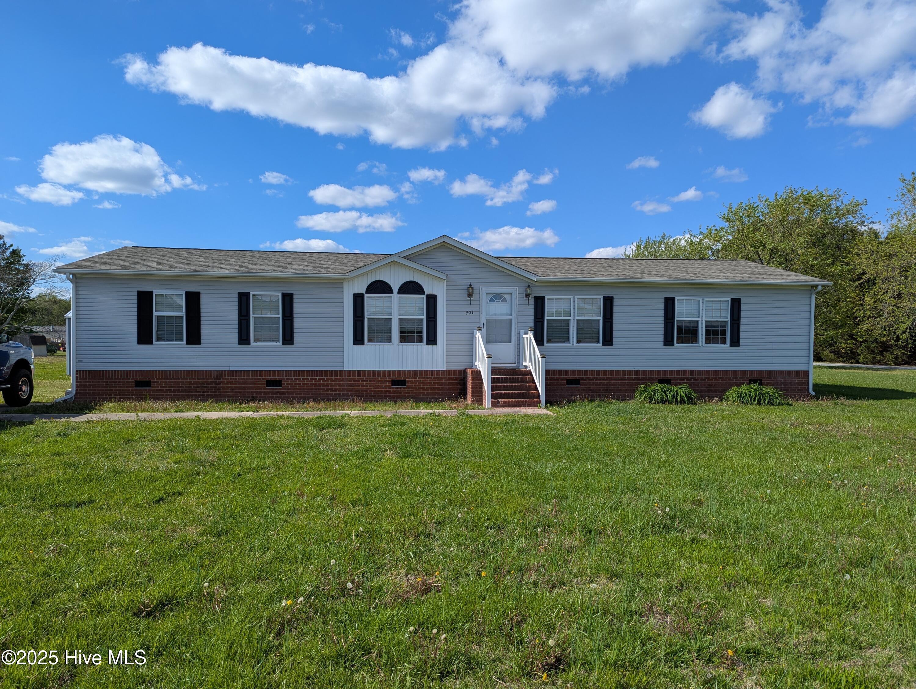 901 Horseshoe Road Property Photo