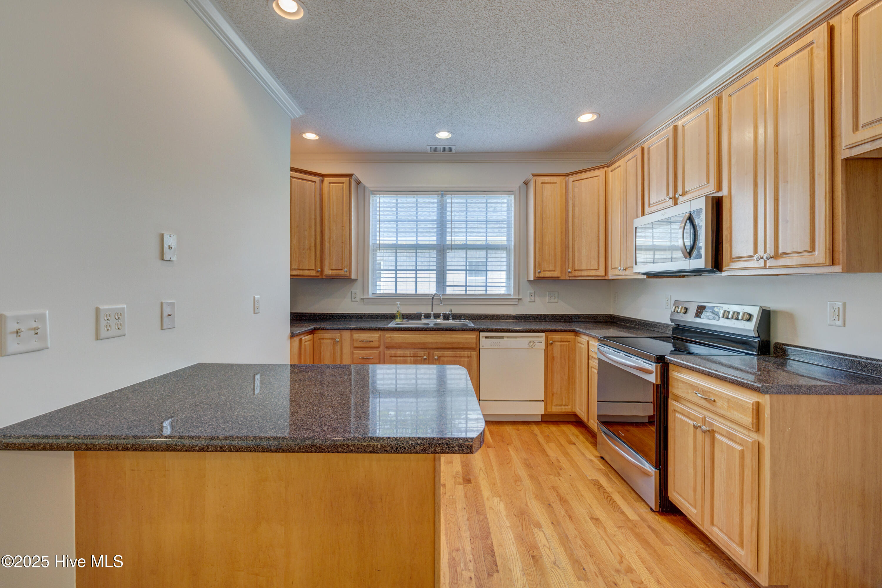 1708 N County Drive Property Photo 3