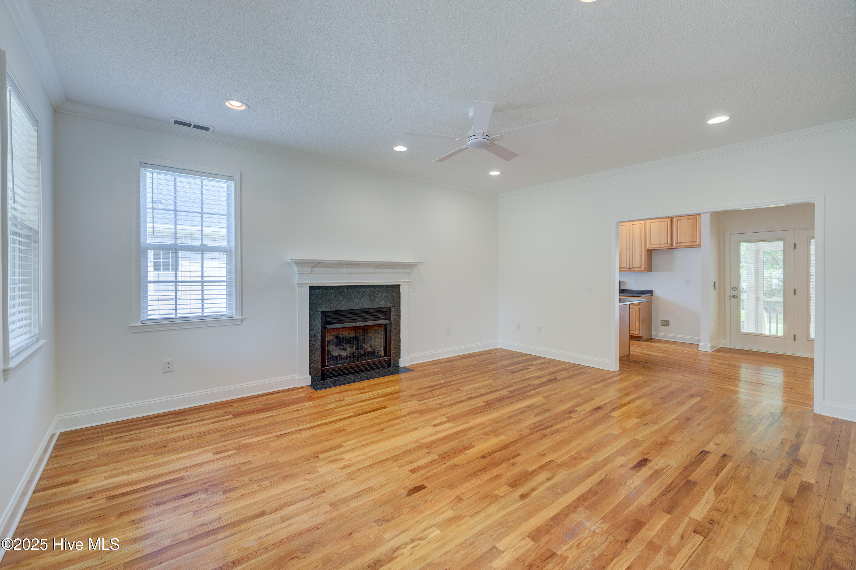 1708 N County Drive Property Photo 8