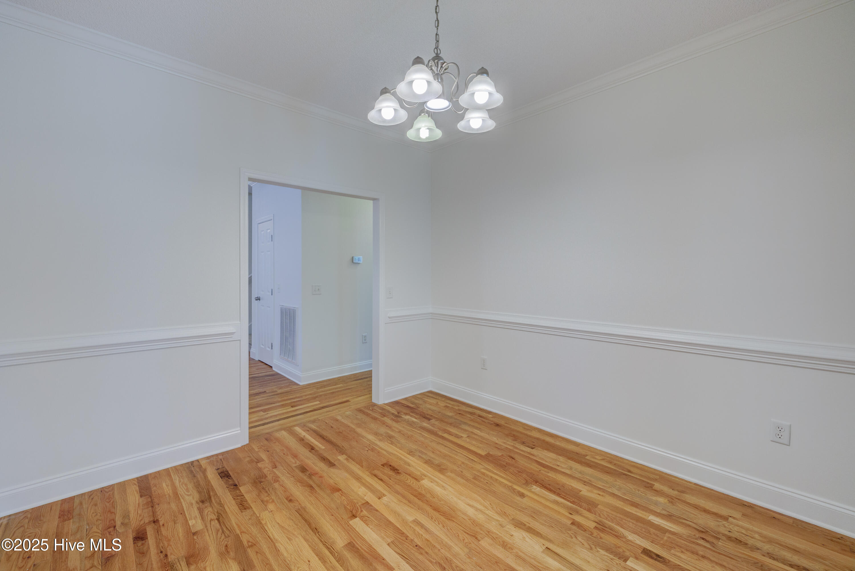 1708 N County Drive Property Photo 15