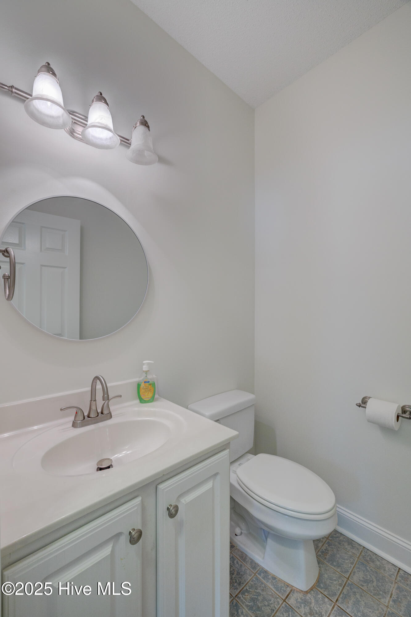1708 N County Drive Property Photo 16