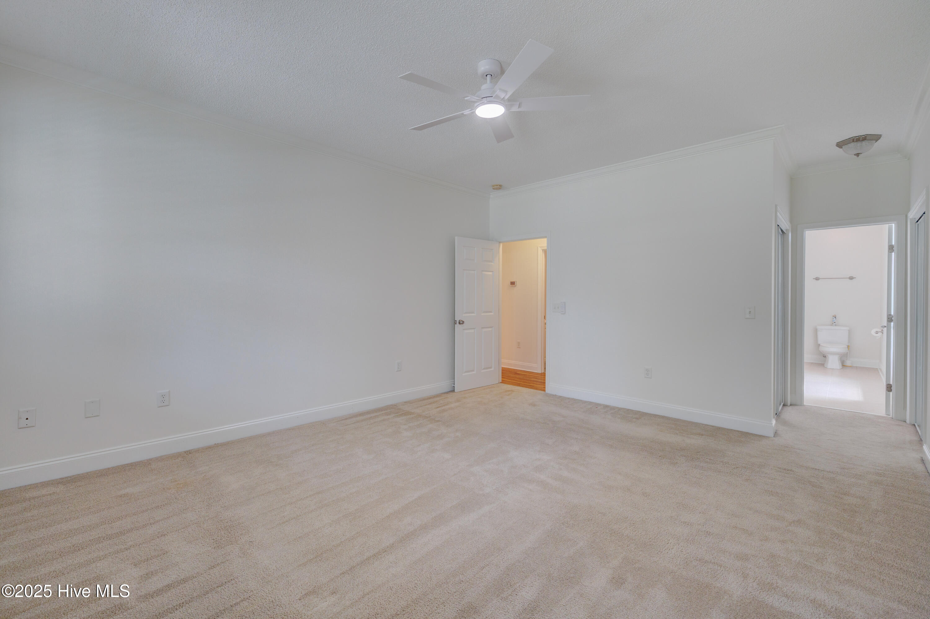 1708 N County Drive Property Photo 17