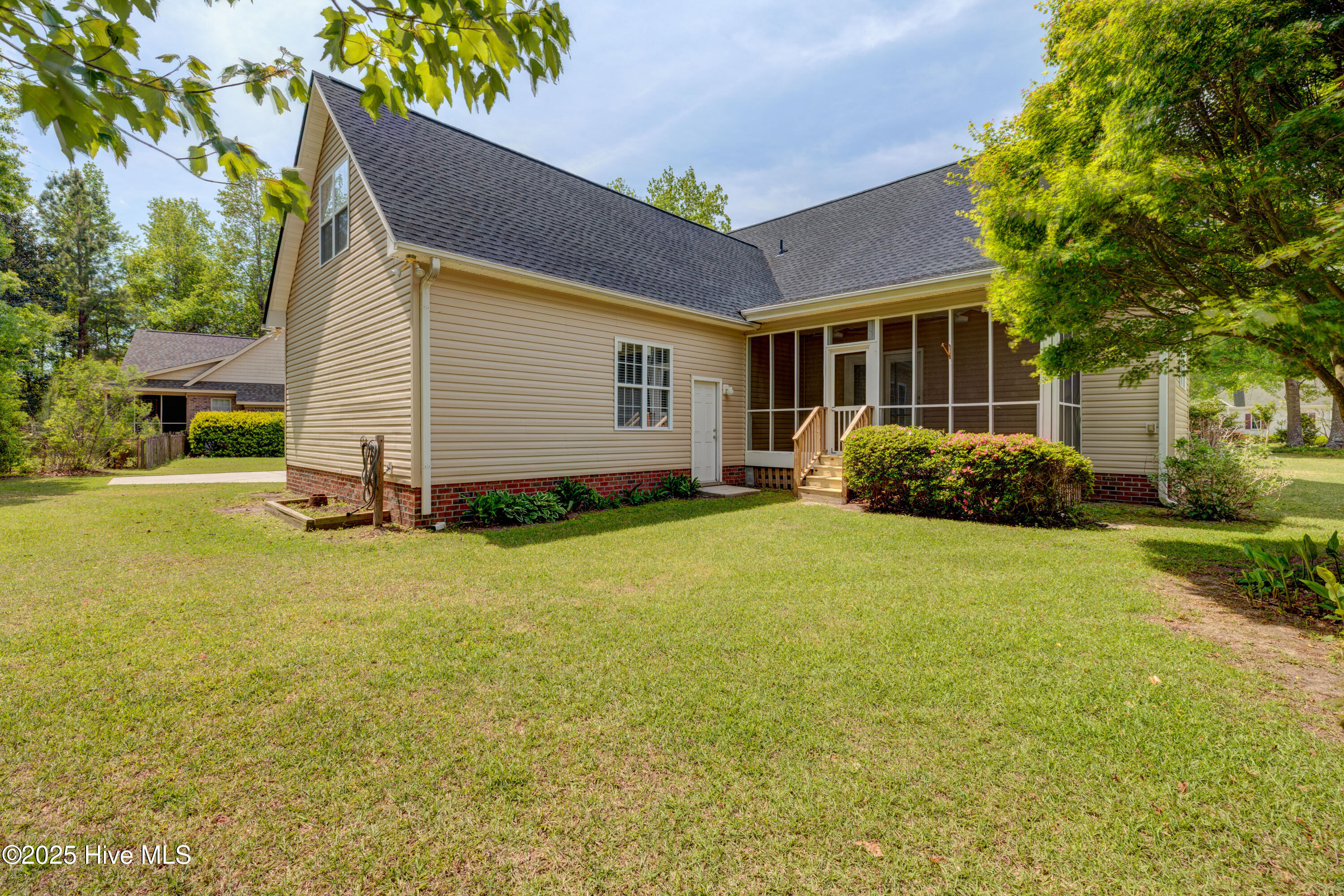 1708 N County Drive Property Photo 32