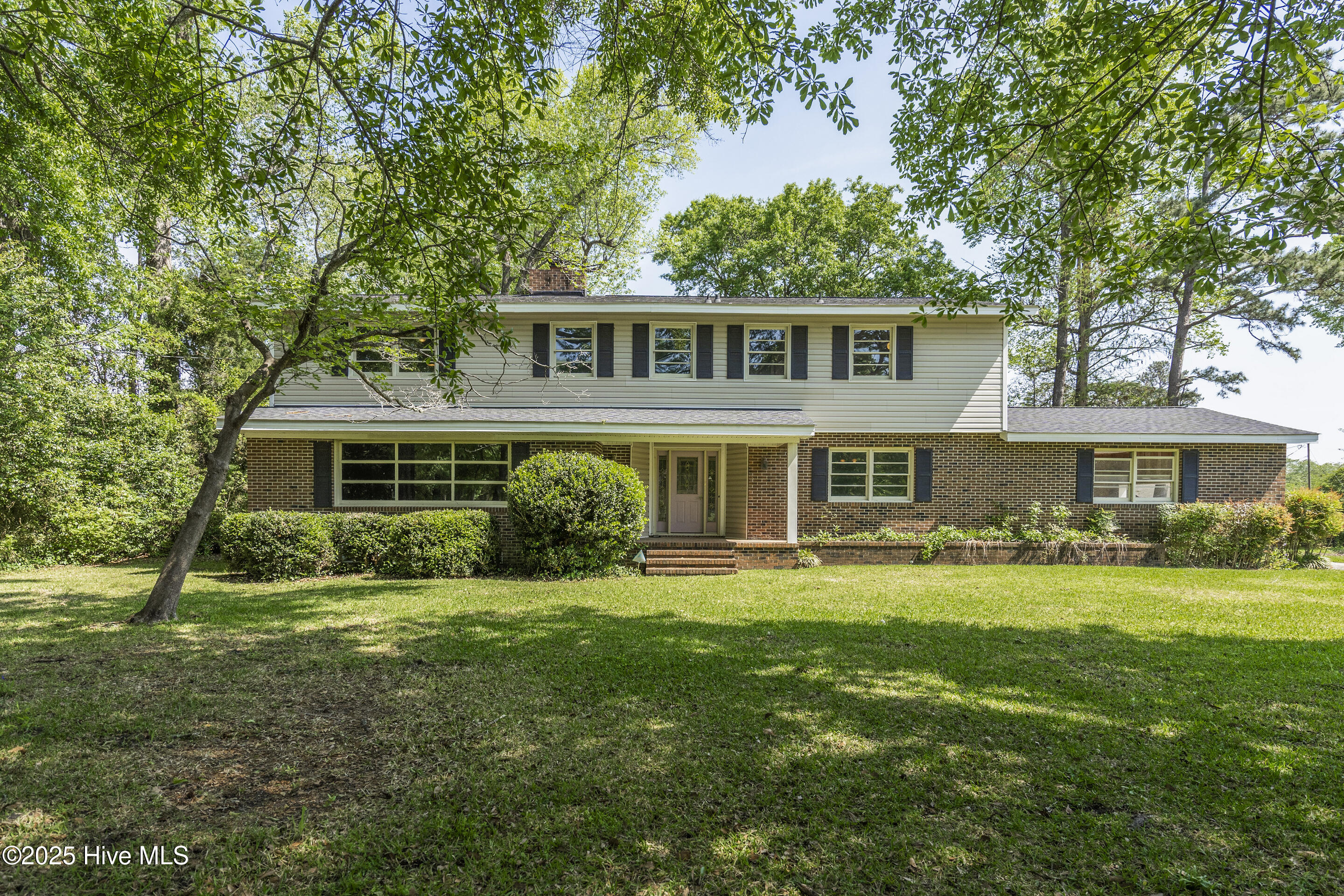 313 Breckenridge Drive Property Photo