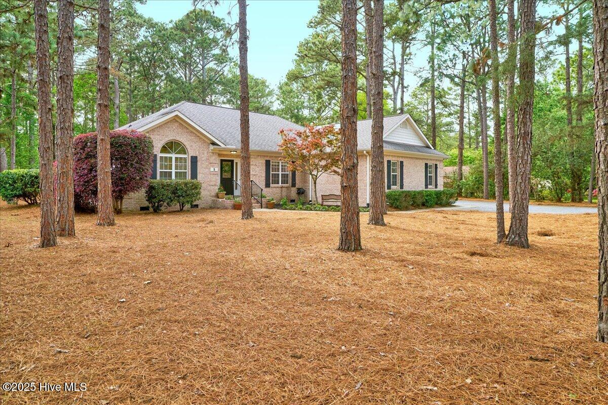 5 Avery Drive Property Photo