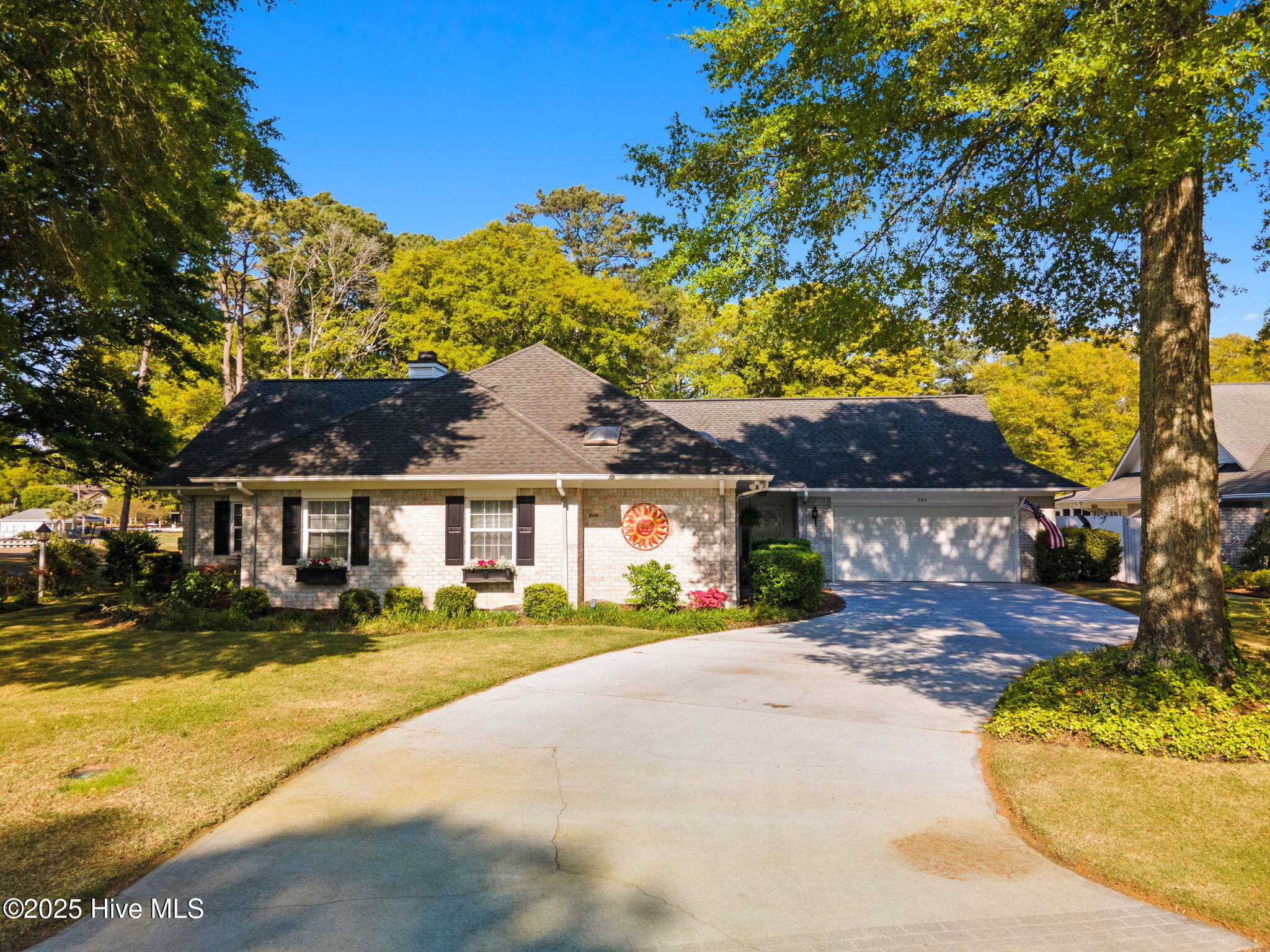 280 Heather Drive Property Photo 1