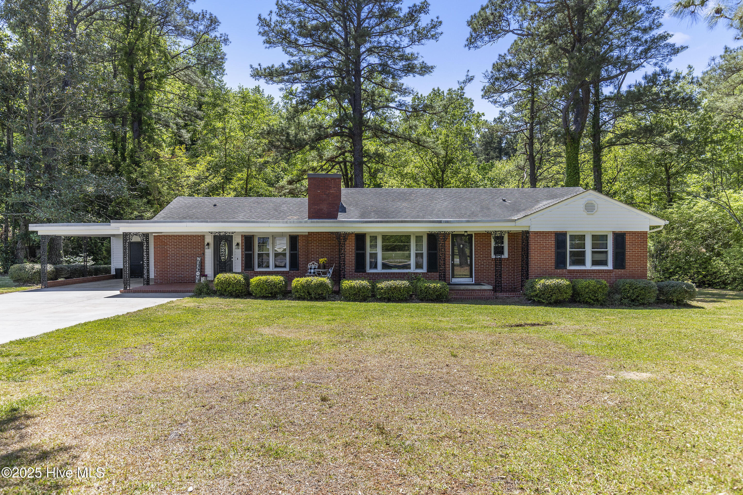 4583 Red Hill Road Property Photo