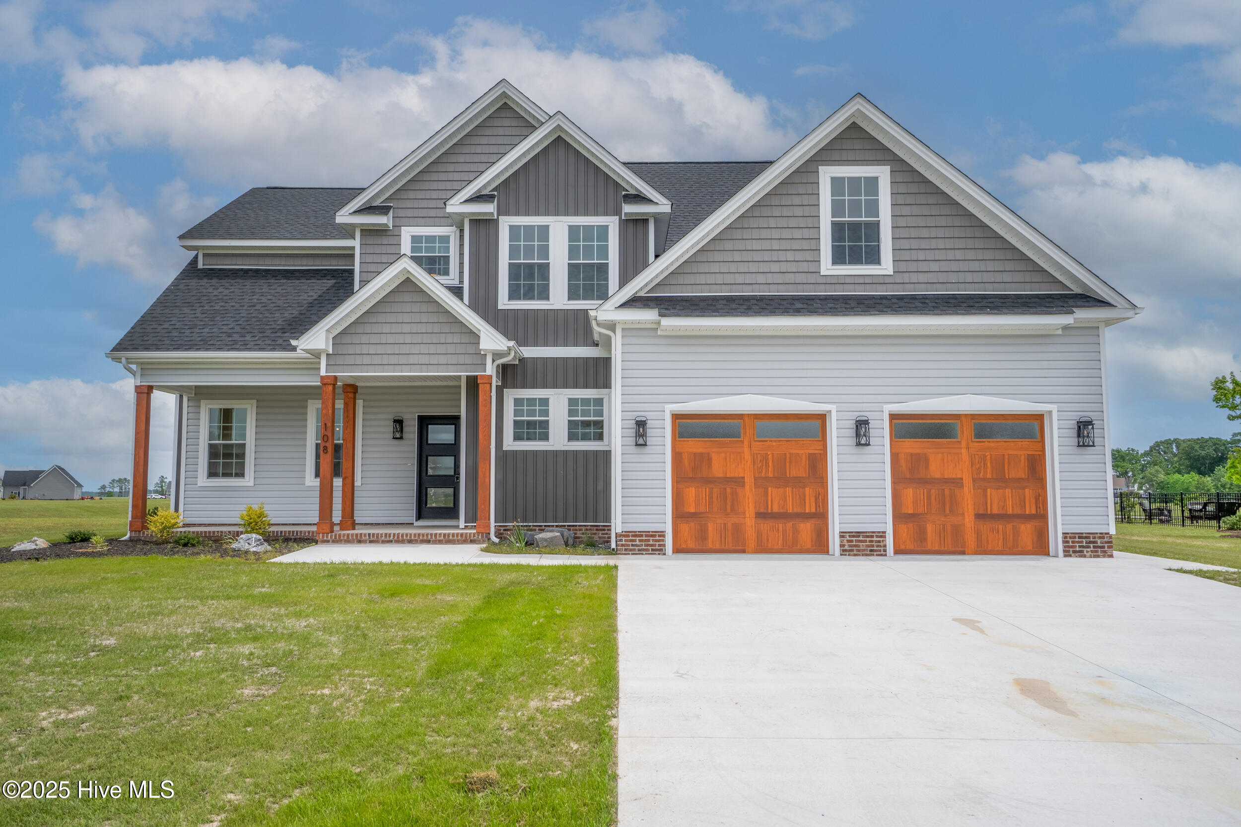 Charleston Spinnaker Street Property Photo