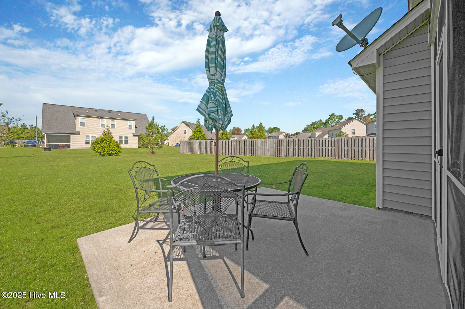 2203 Great Laurel Court Property Photo 8