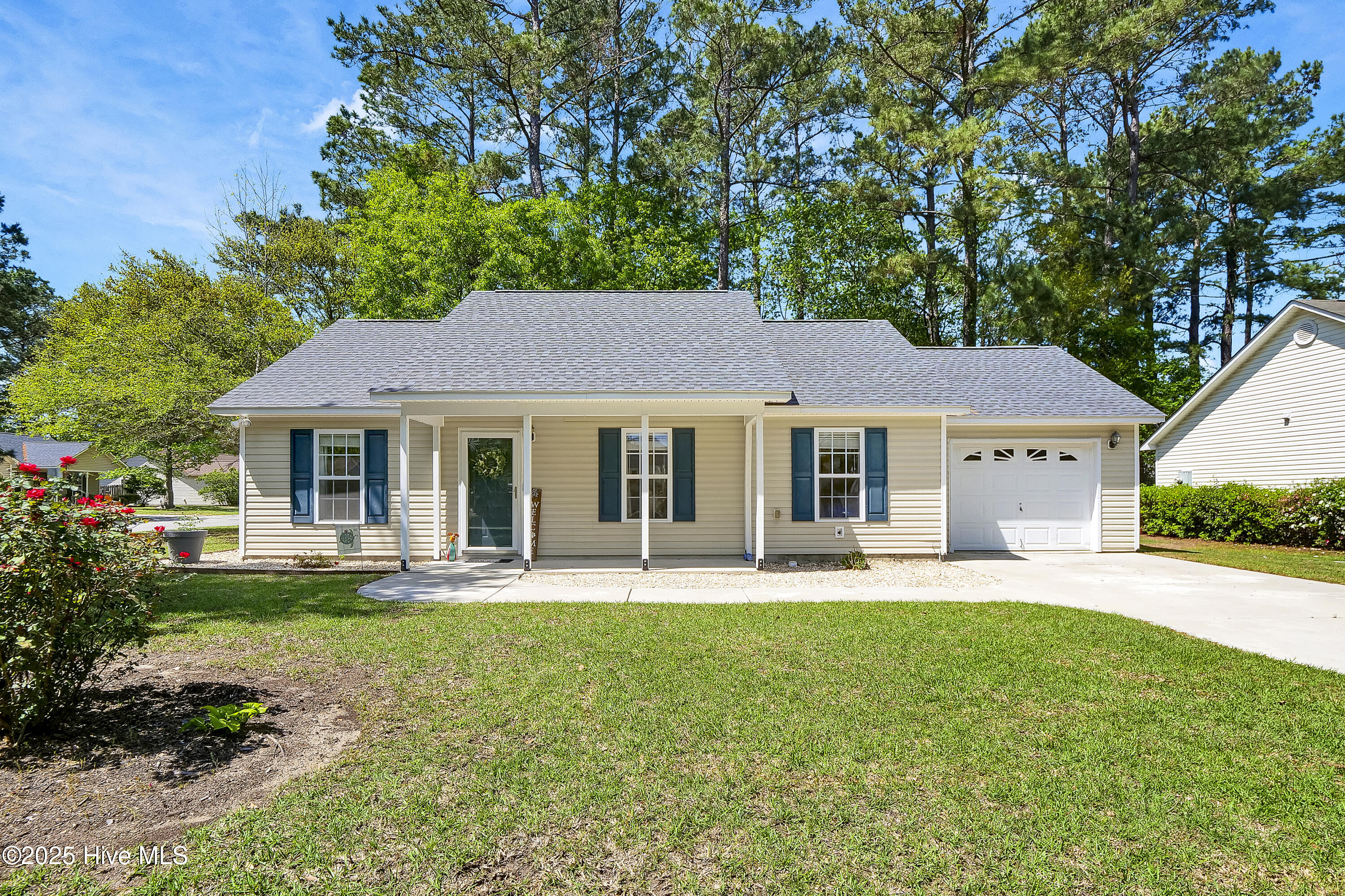257 Buff Court Property Photo