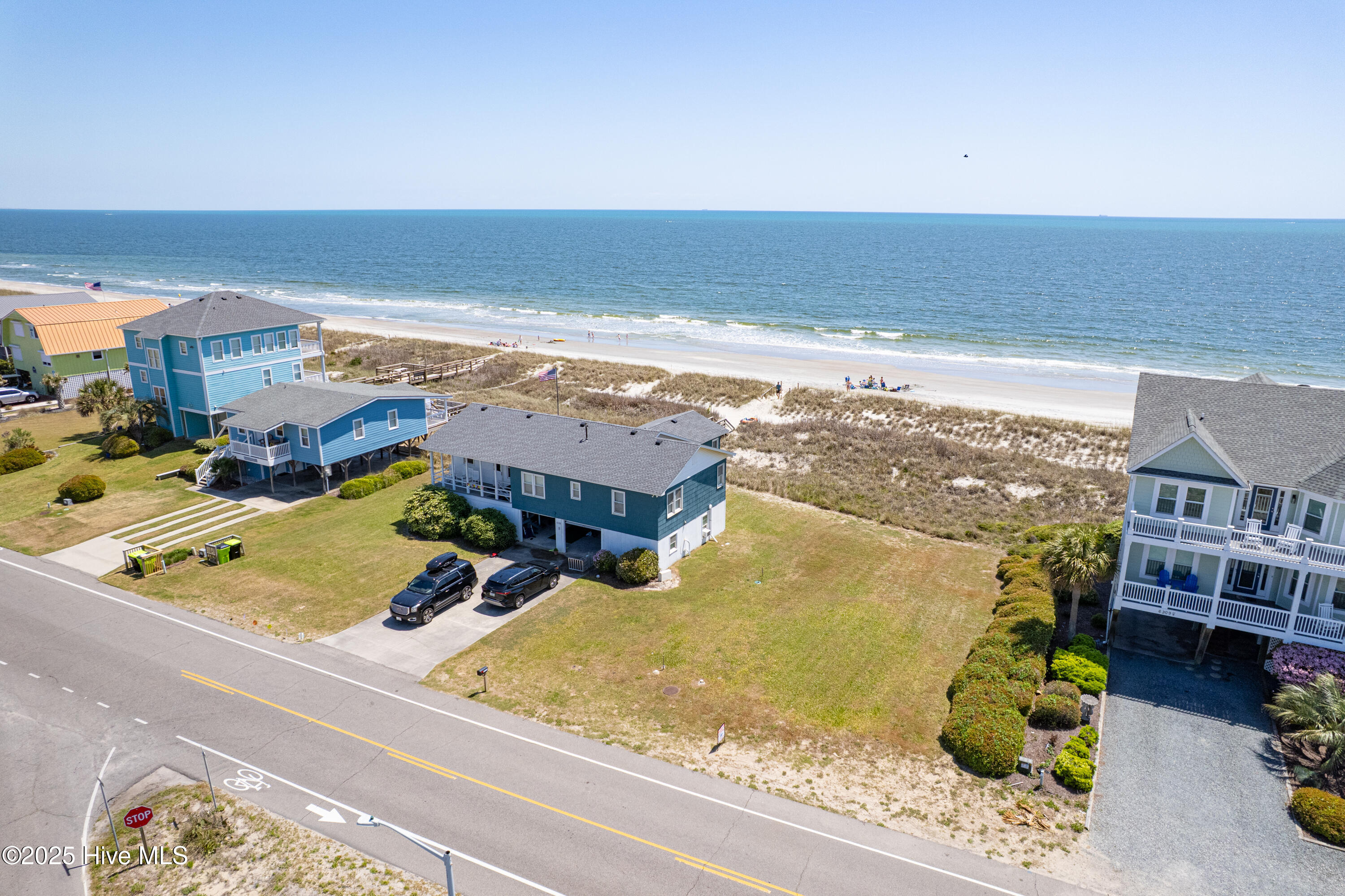 6305 W Beach Drive Property Photo 12