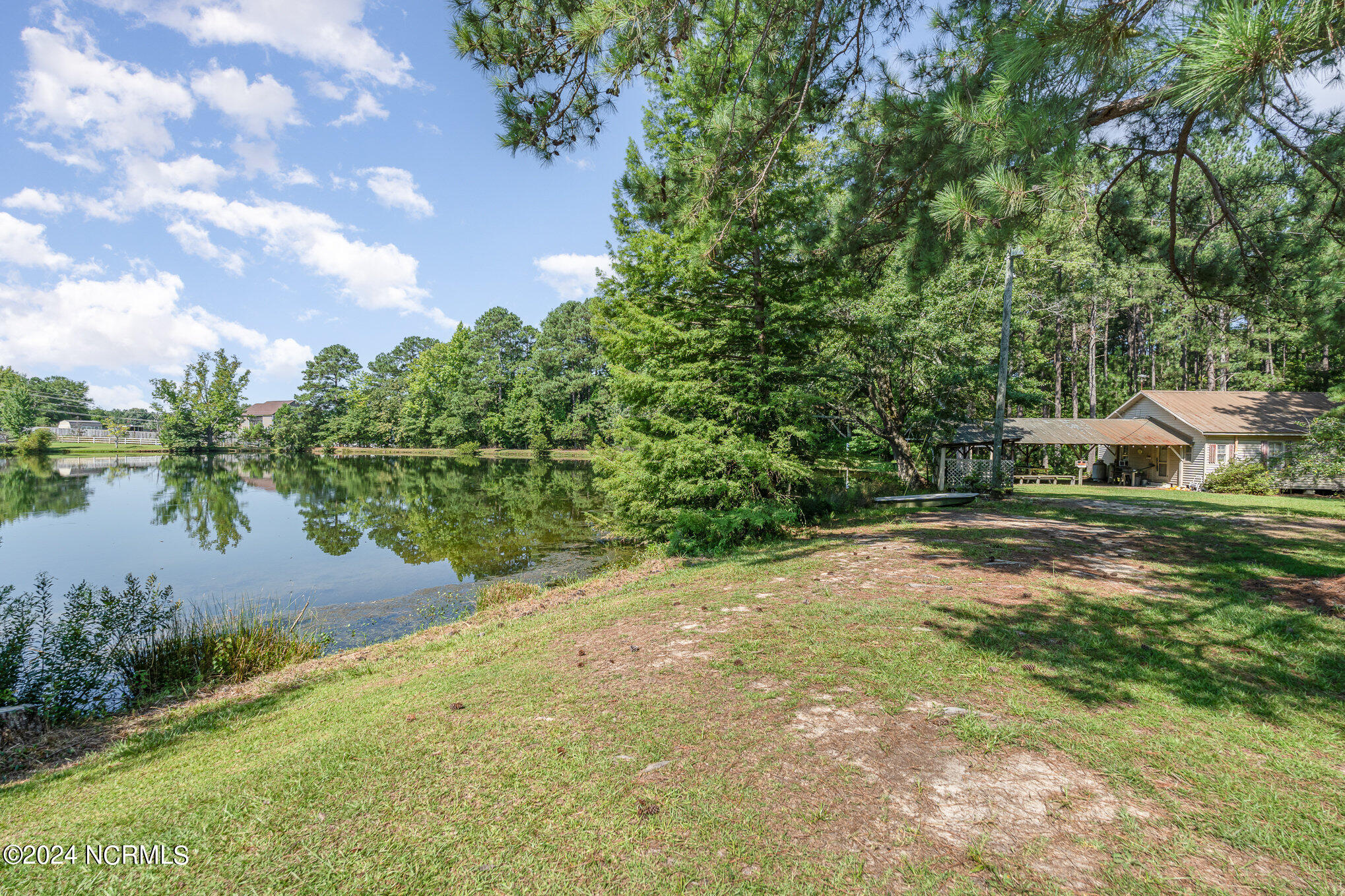 408 Johnston Road Property Photo 13
