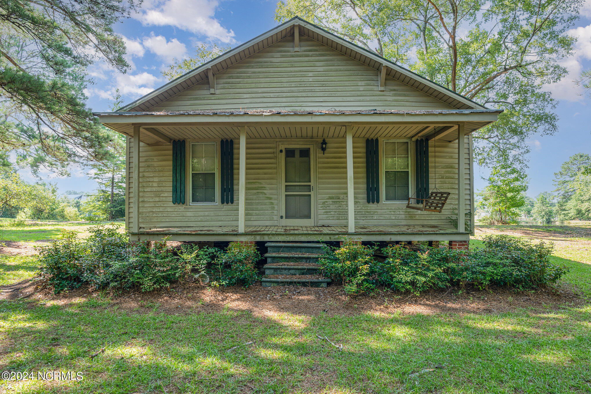 408 Johnston Road Property Photo 20