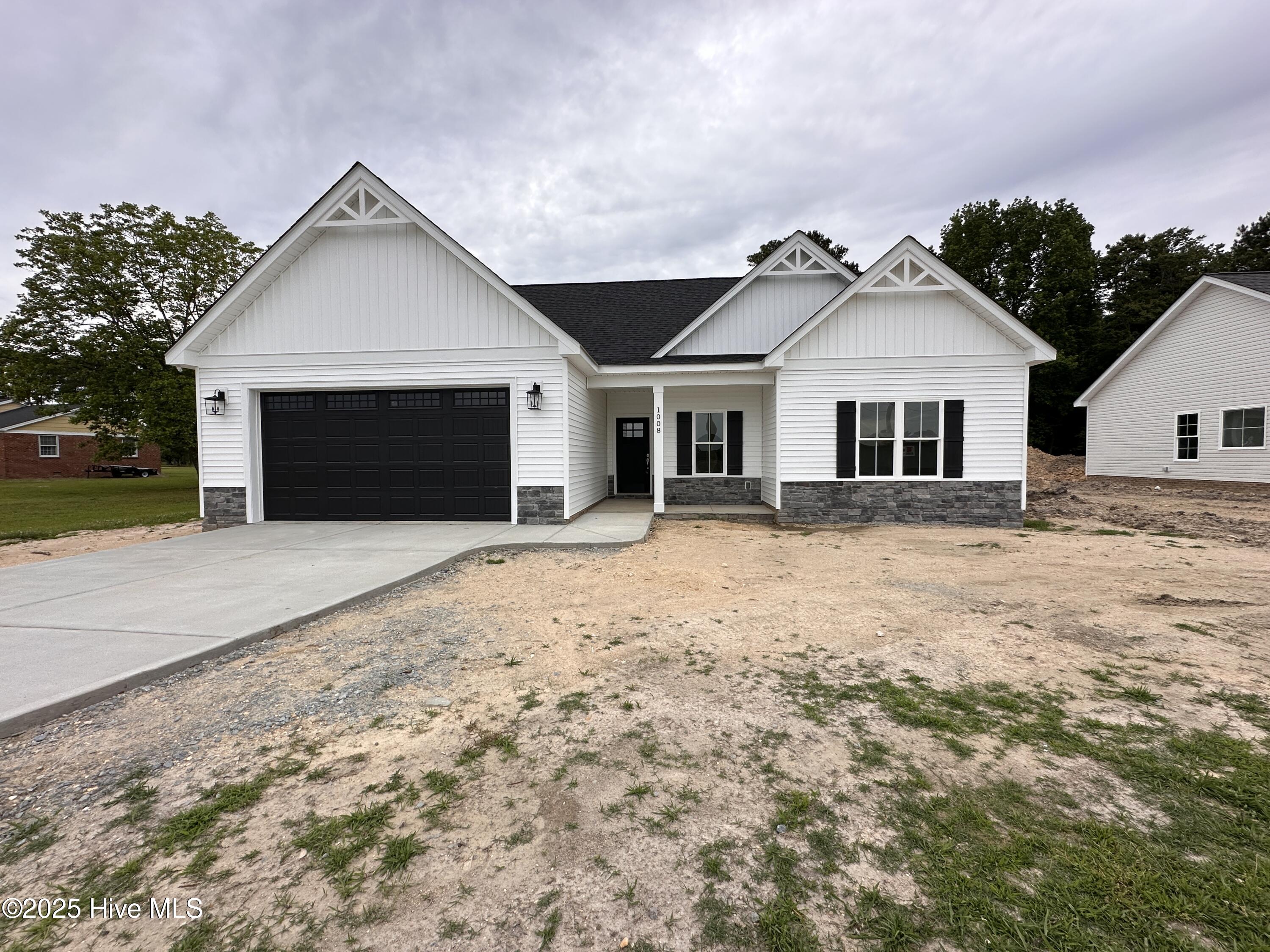 1008 Peedin Road Property Photo