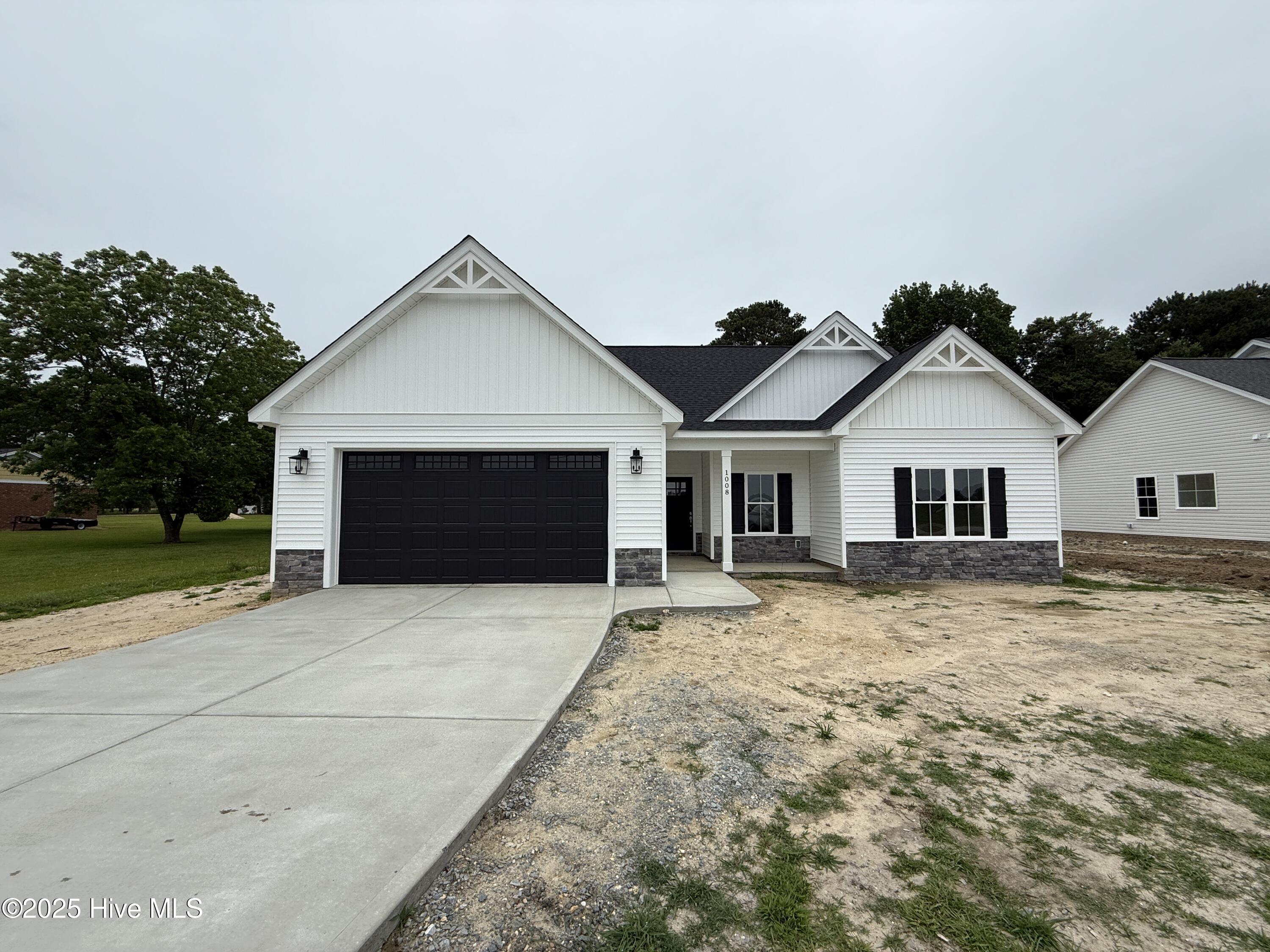 1008 Peedin Road Property Photo