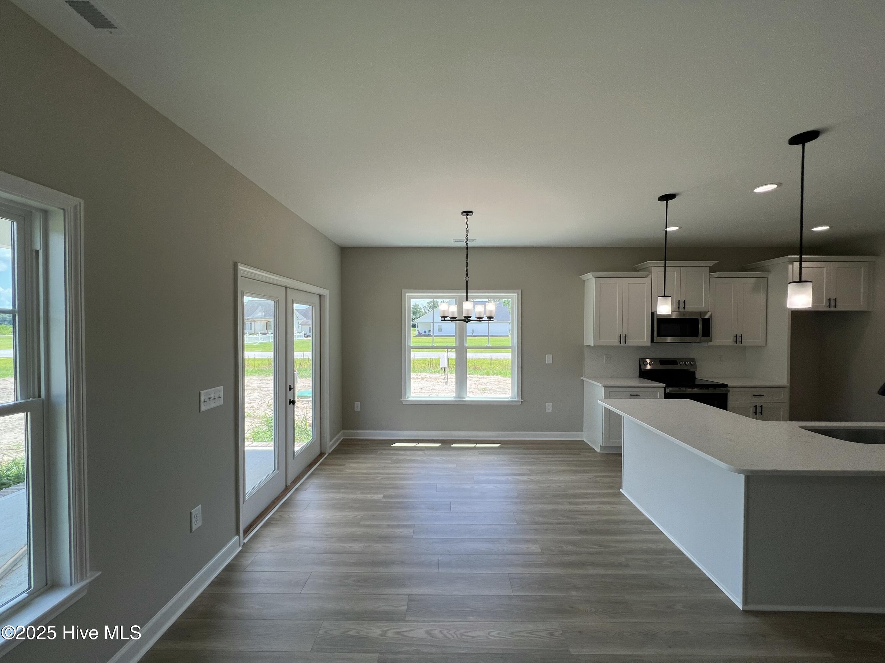 3803 Huntcliff Drive Property Photo 5