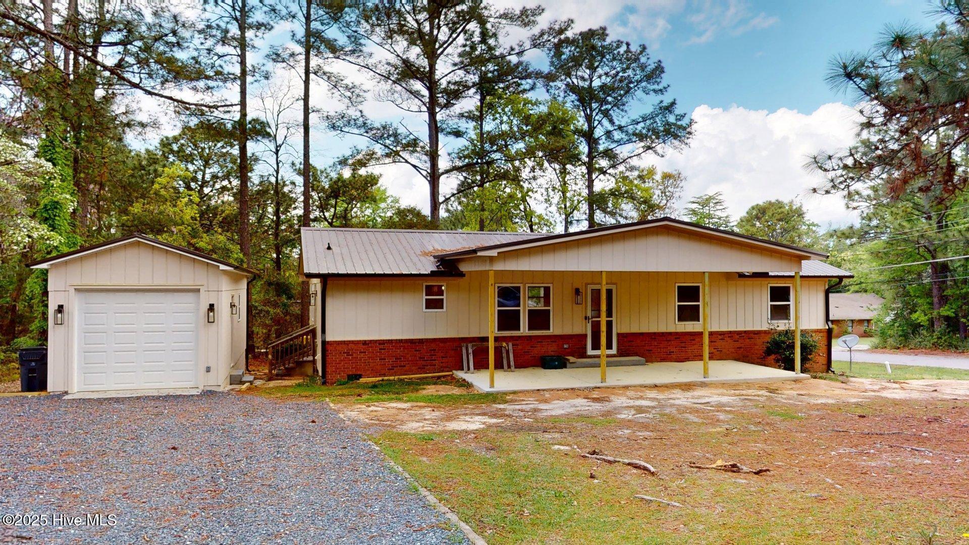 600 S Hardin Street Property Photo