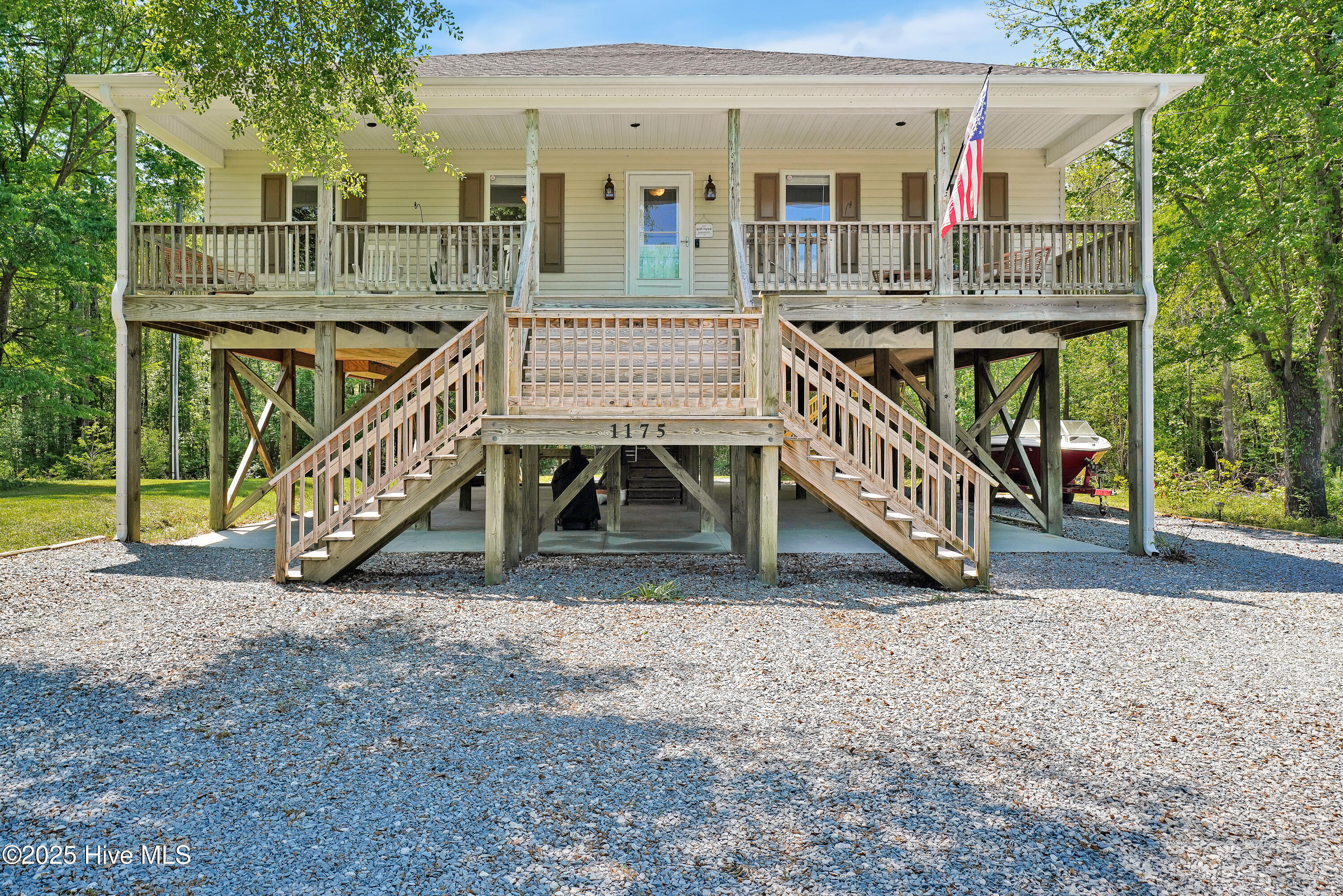1175 S Holly Shelter Estate Road Property Photo