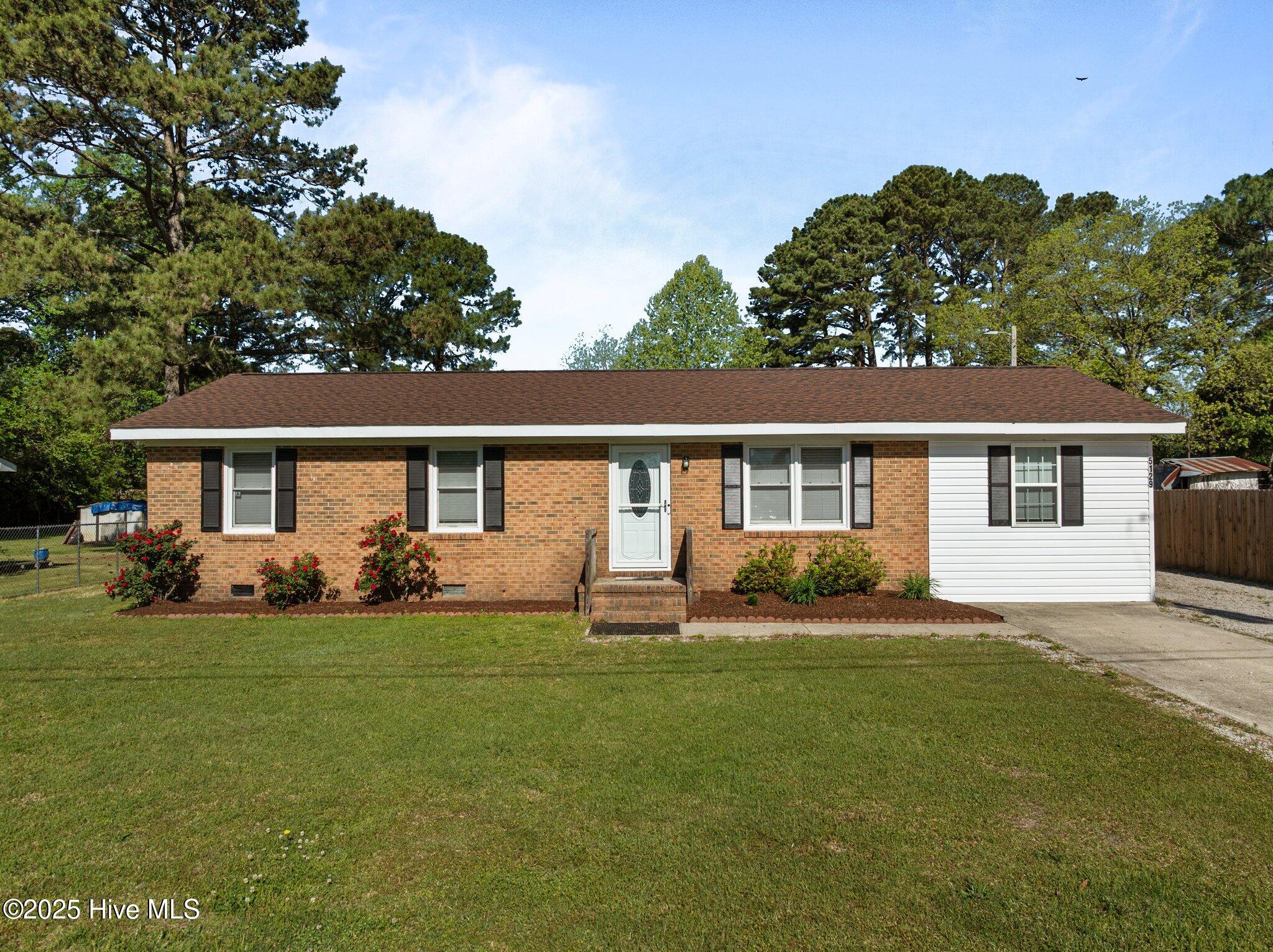 5129 Anthony Road Property Photo