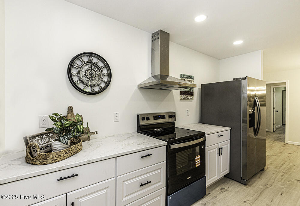 1928 Fletcher Drive Property Photo 2