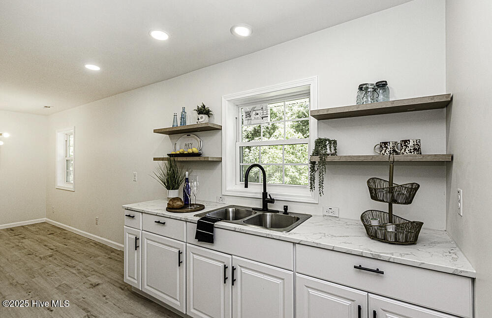 1928 Fletcher Drive Property Photo 3