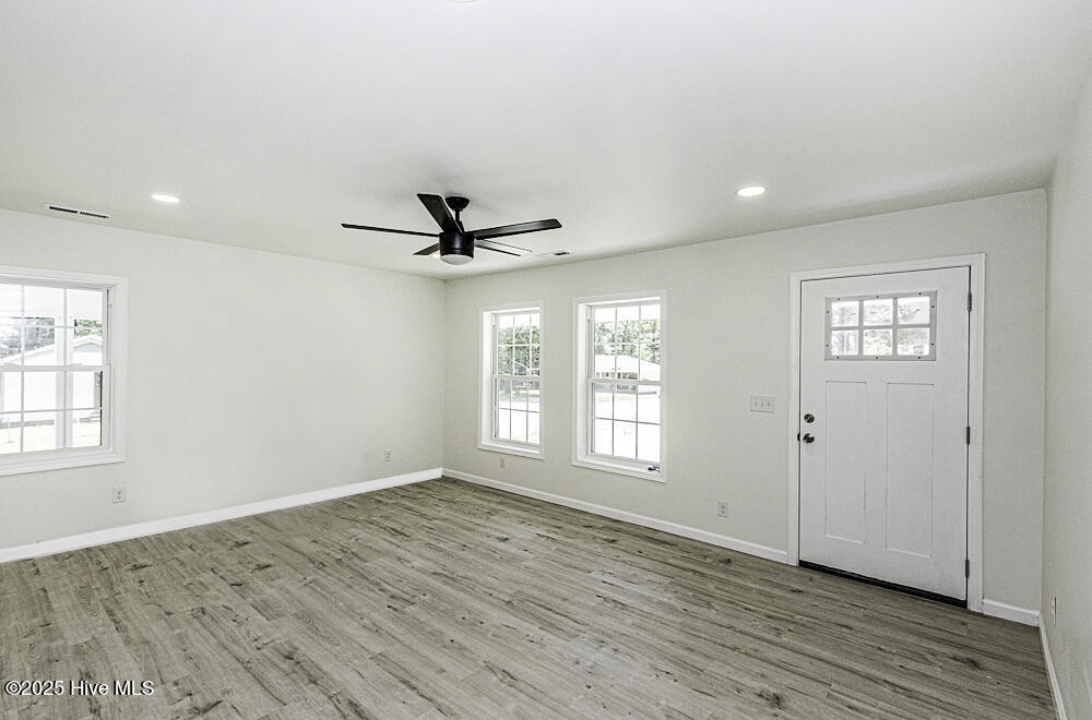 1928 Fletcher Drive Property Photo 9