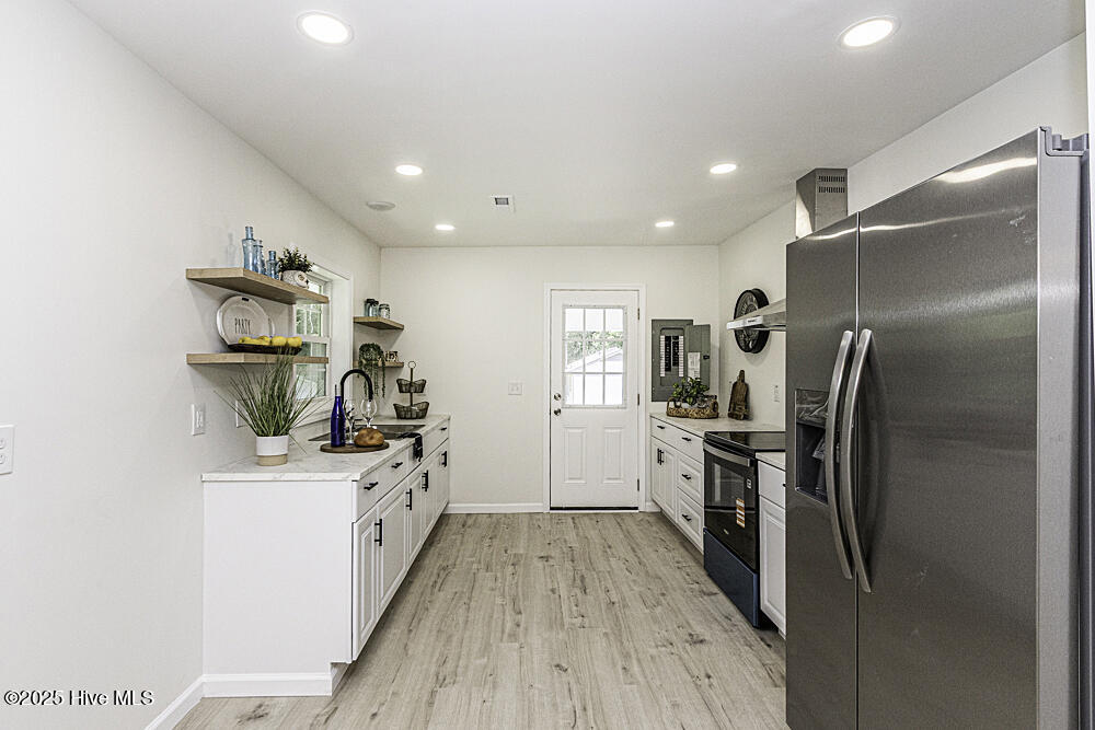 1928 Fletcher Drive Property Photo 12