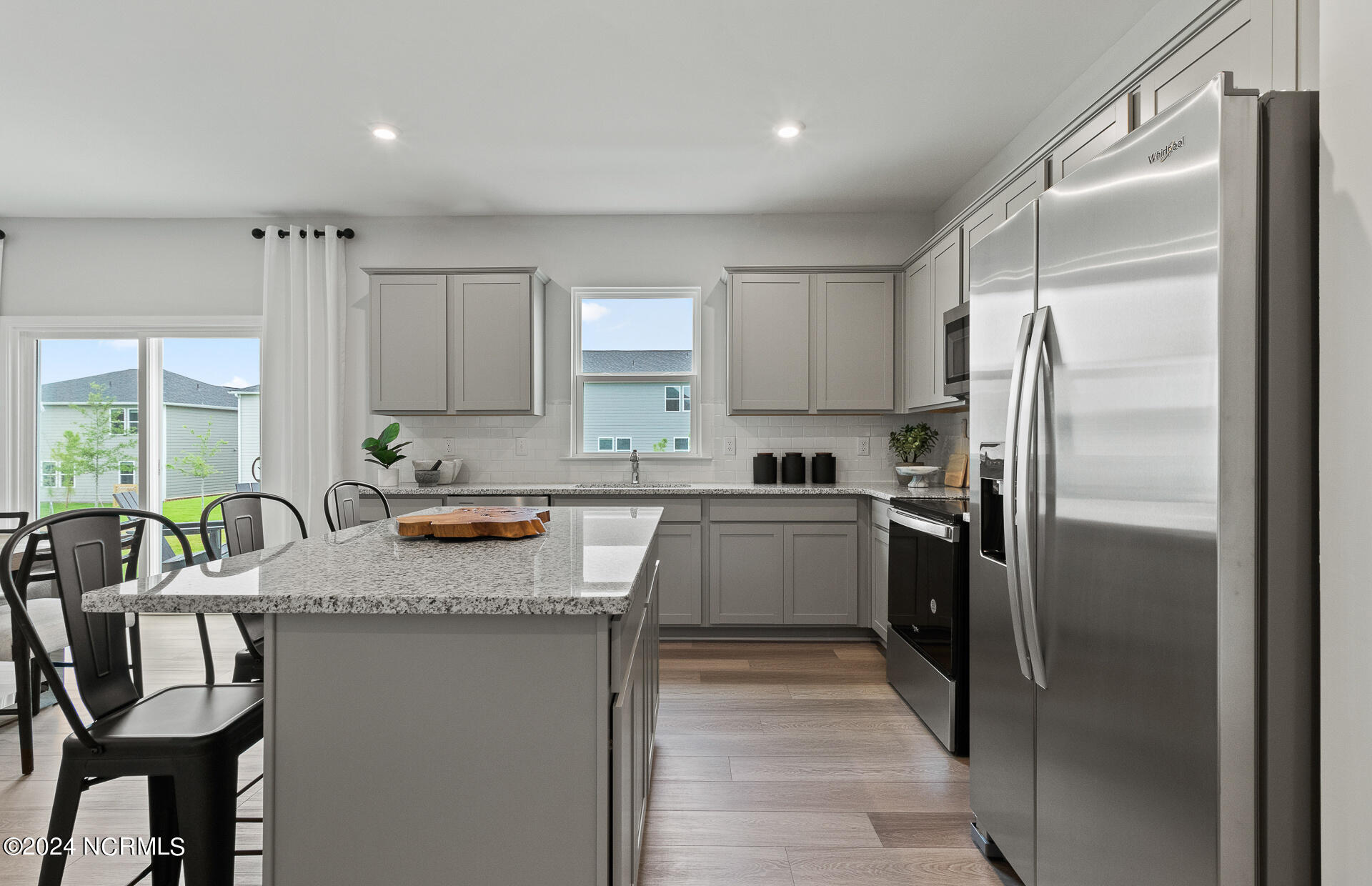 253 Ocean Pointe Boulevard 13 Property Photo 6