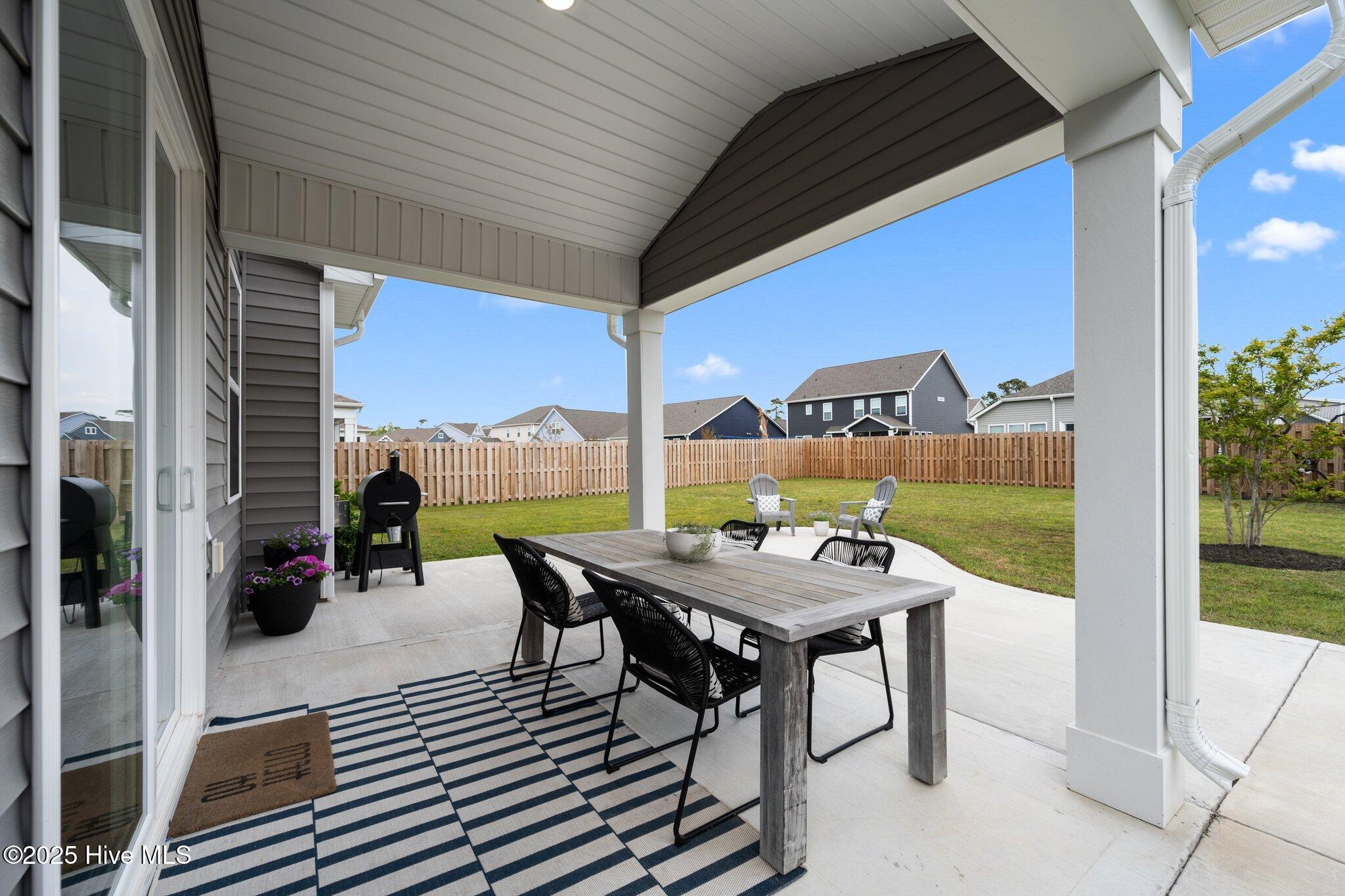 110 Edgewater Way Property Photo 17