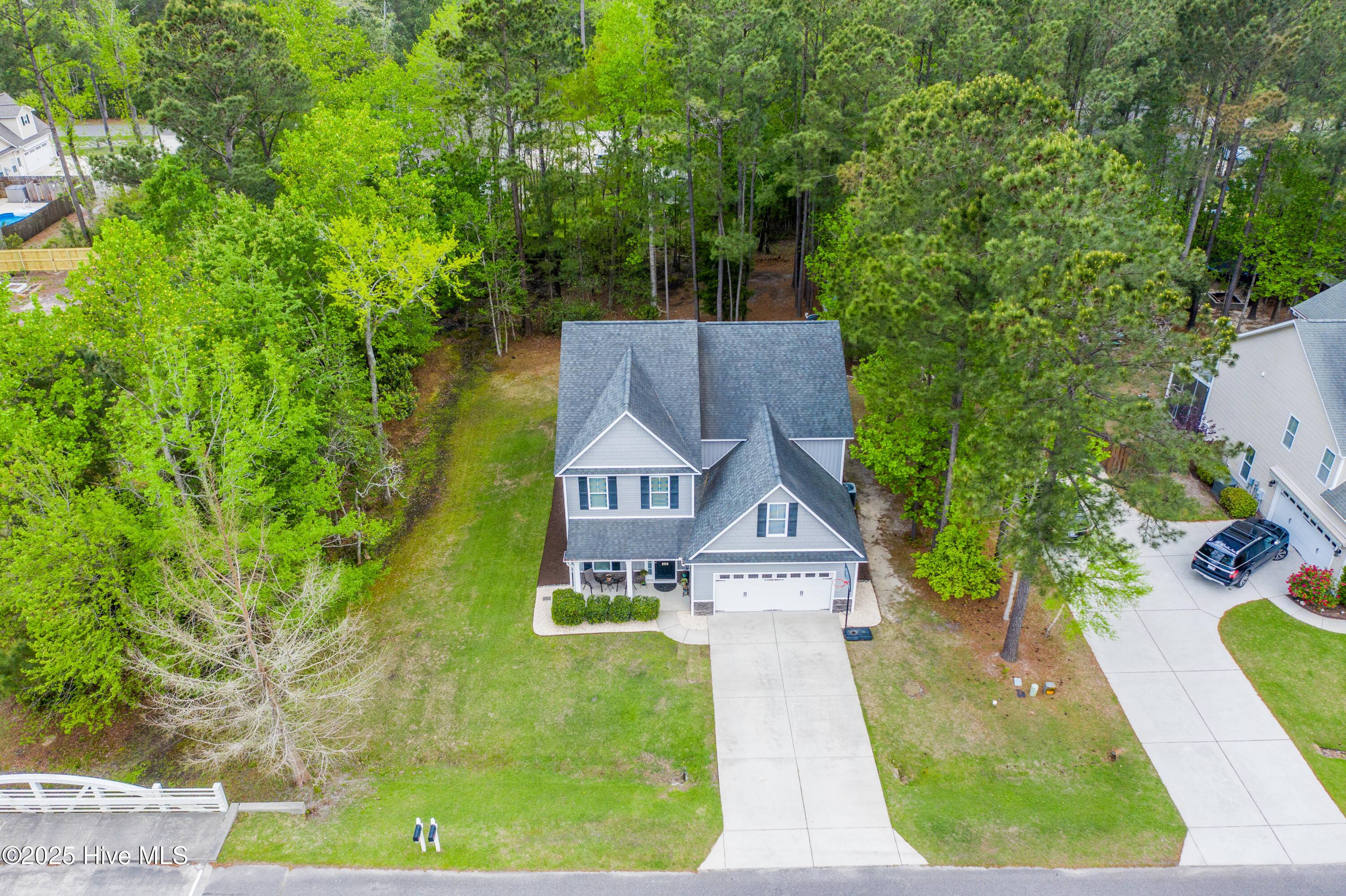 376 Majestic Oaks Drive Property Photo 1