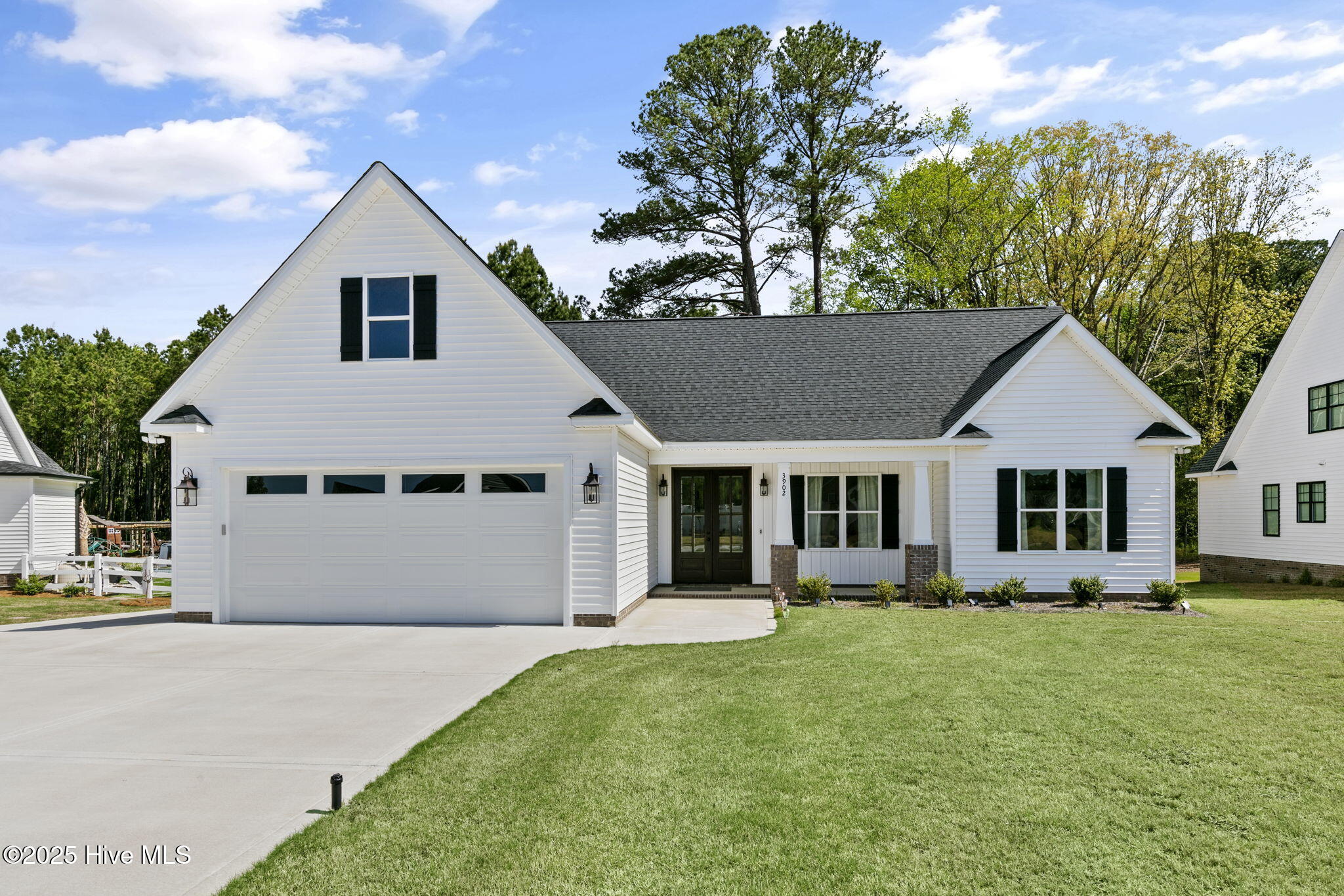 3902 Redbay Lane Property Photo