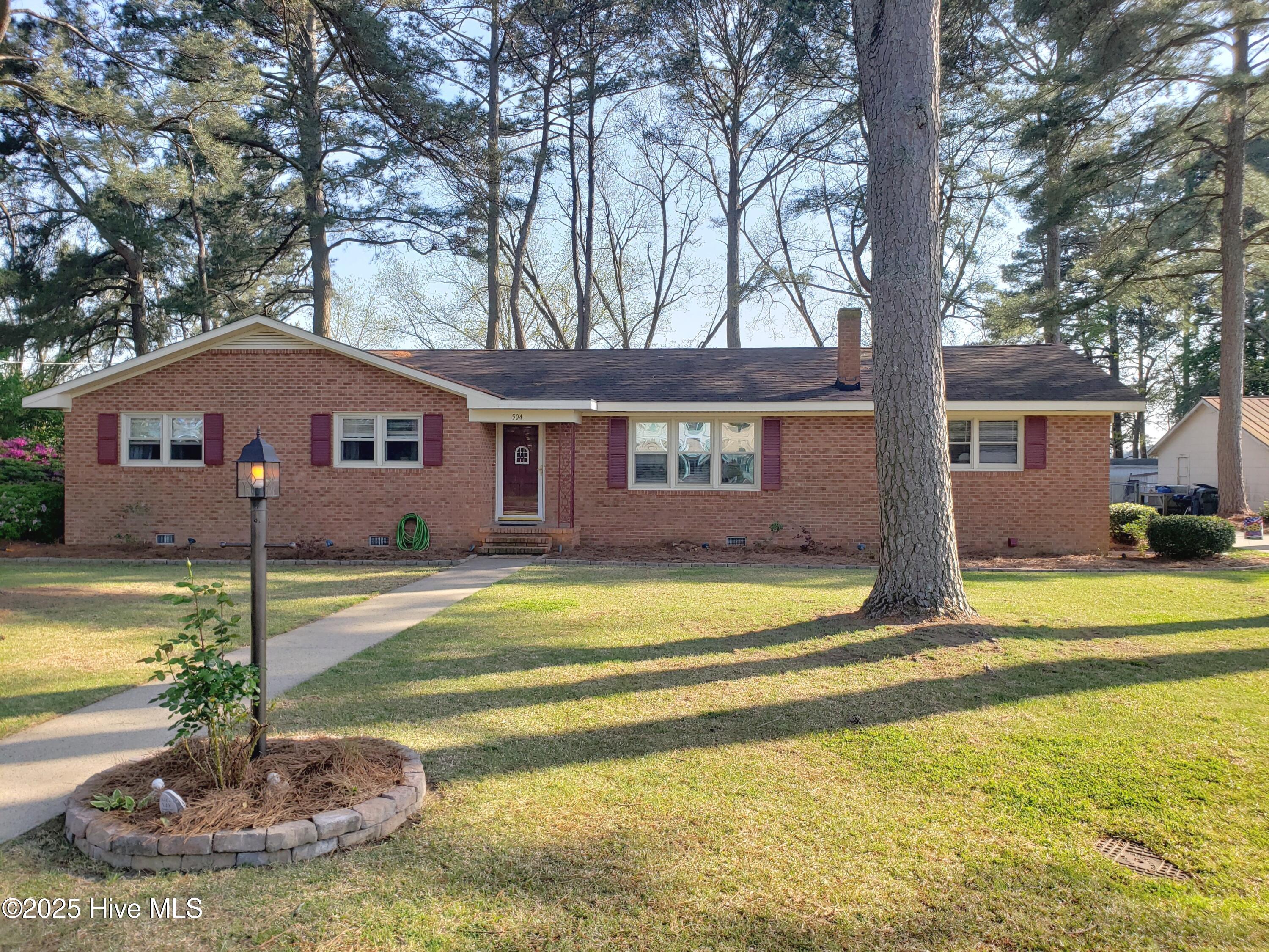 504 E South Street Property Photo