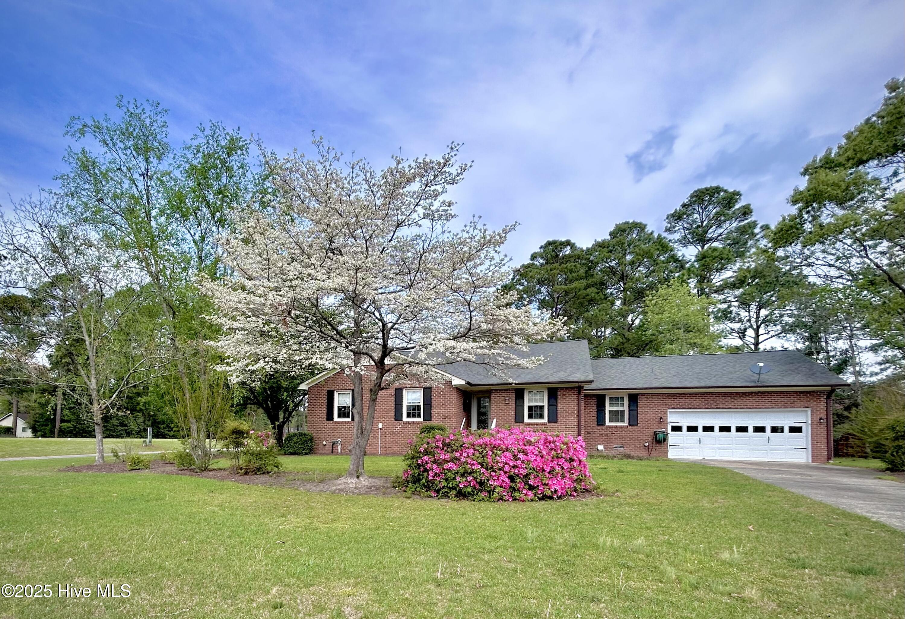 Ben Quinn Real Estate Listings Main Image