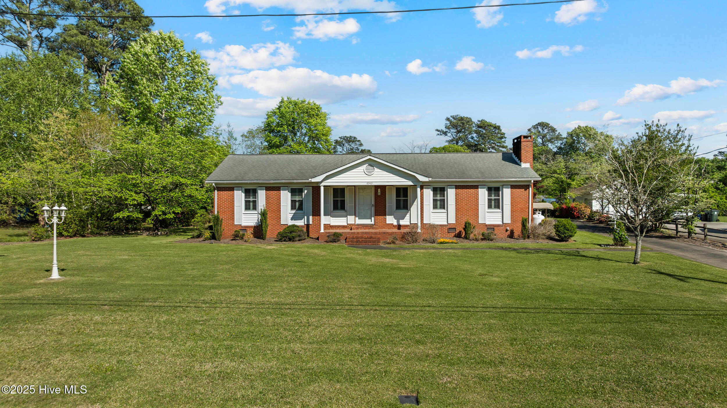 6343 Fairway Drive Property Photo