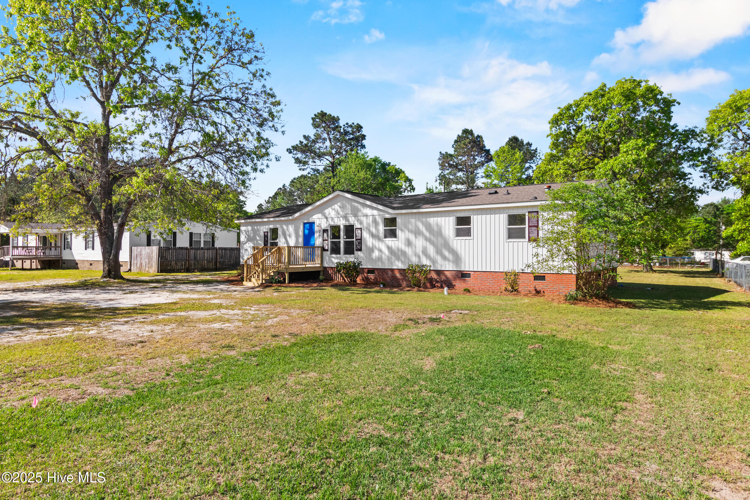 3593 Blue Banks Loop Road Property Photo