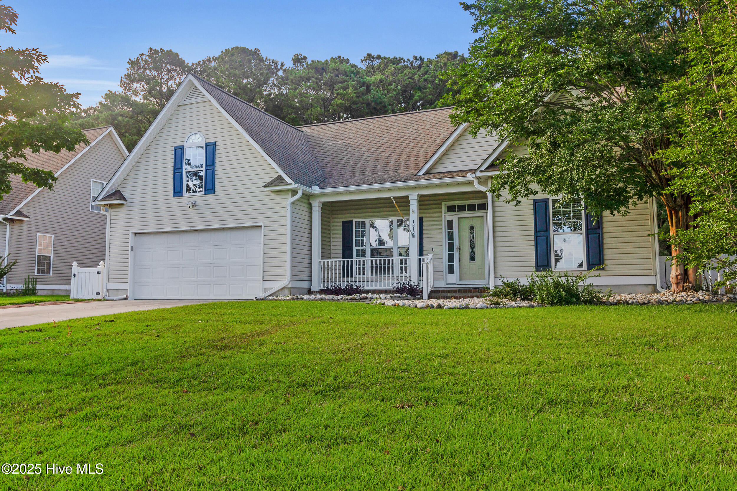 1812 Widgeon Drive Property Photo 1