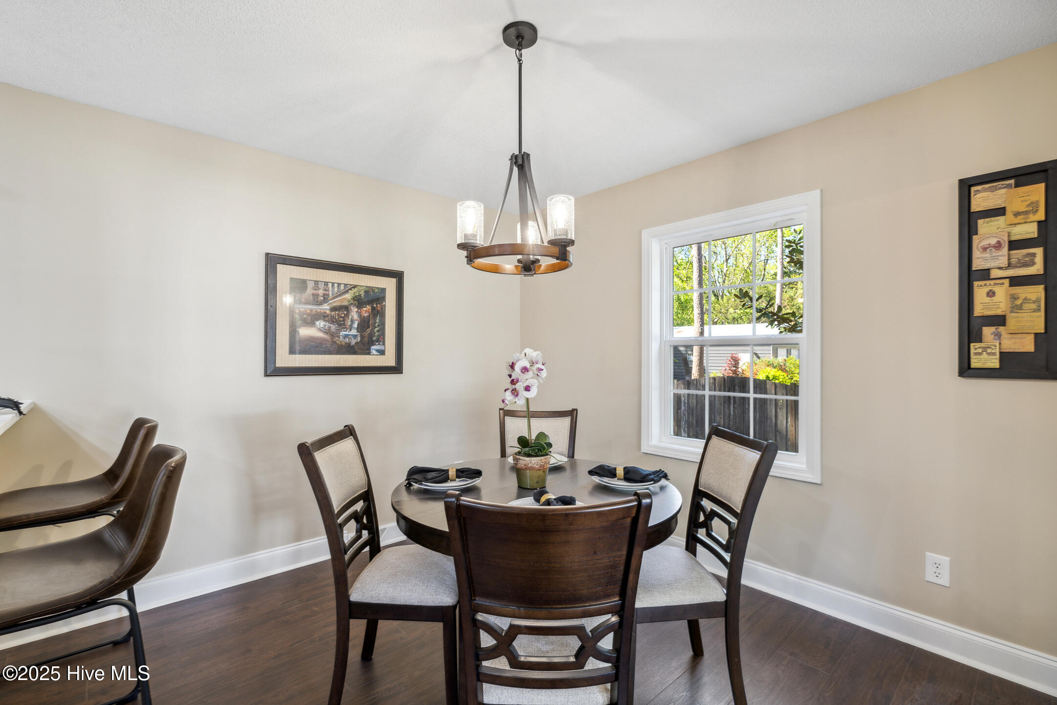 209 W Blackbeard Road Property Photo 23