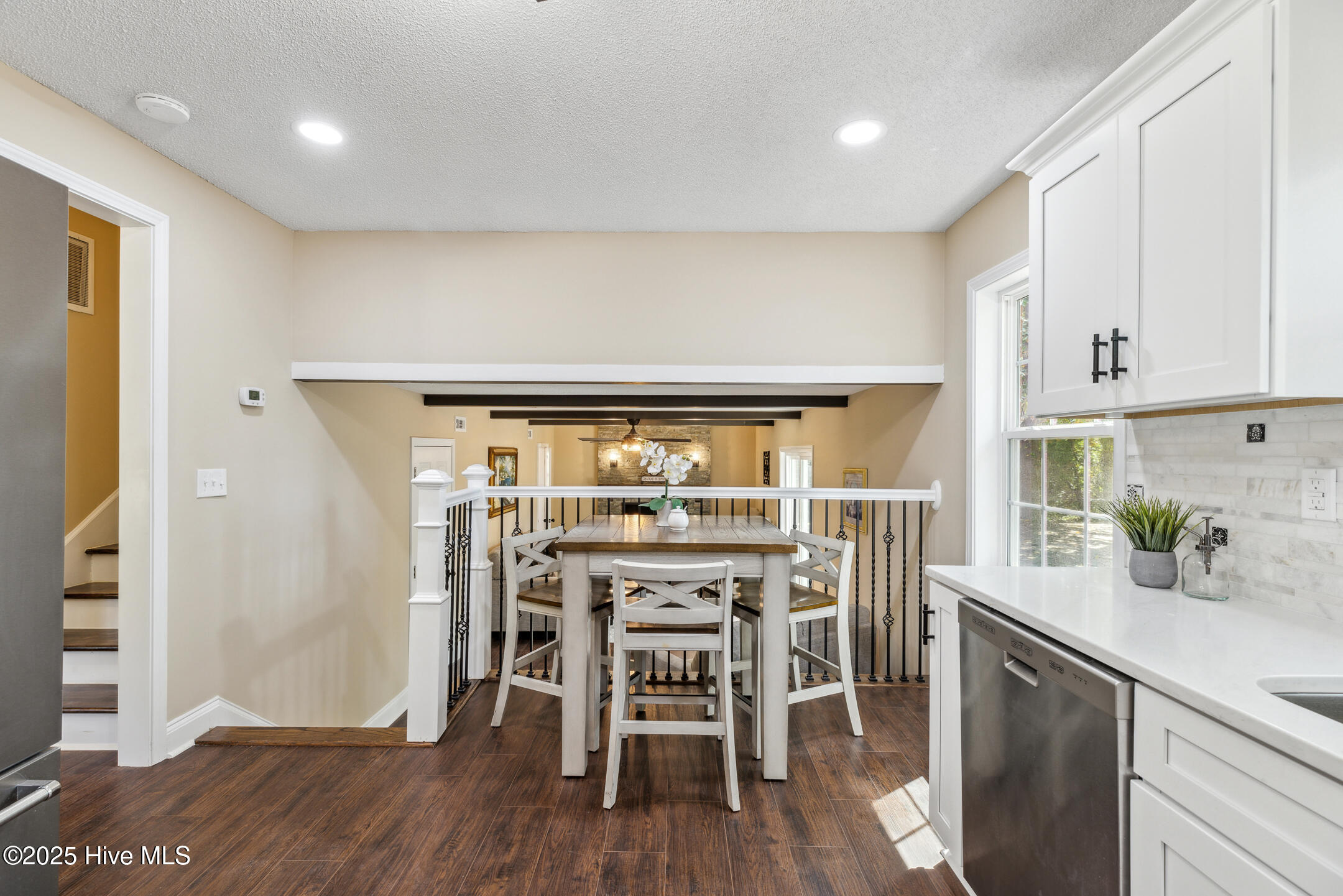 209 W Blackbeard Road Property Photo 27