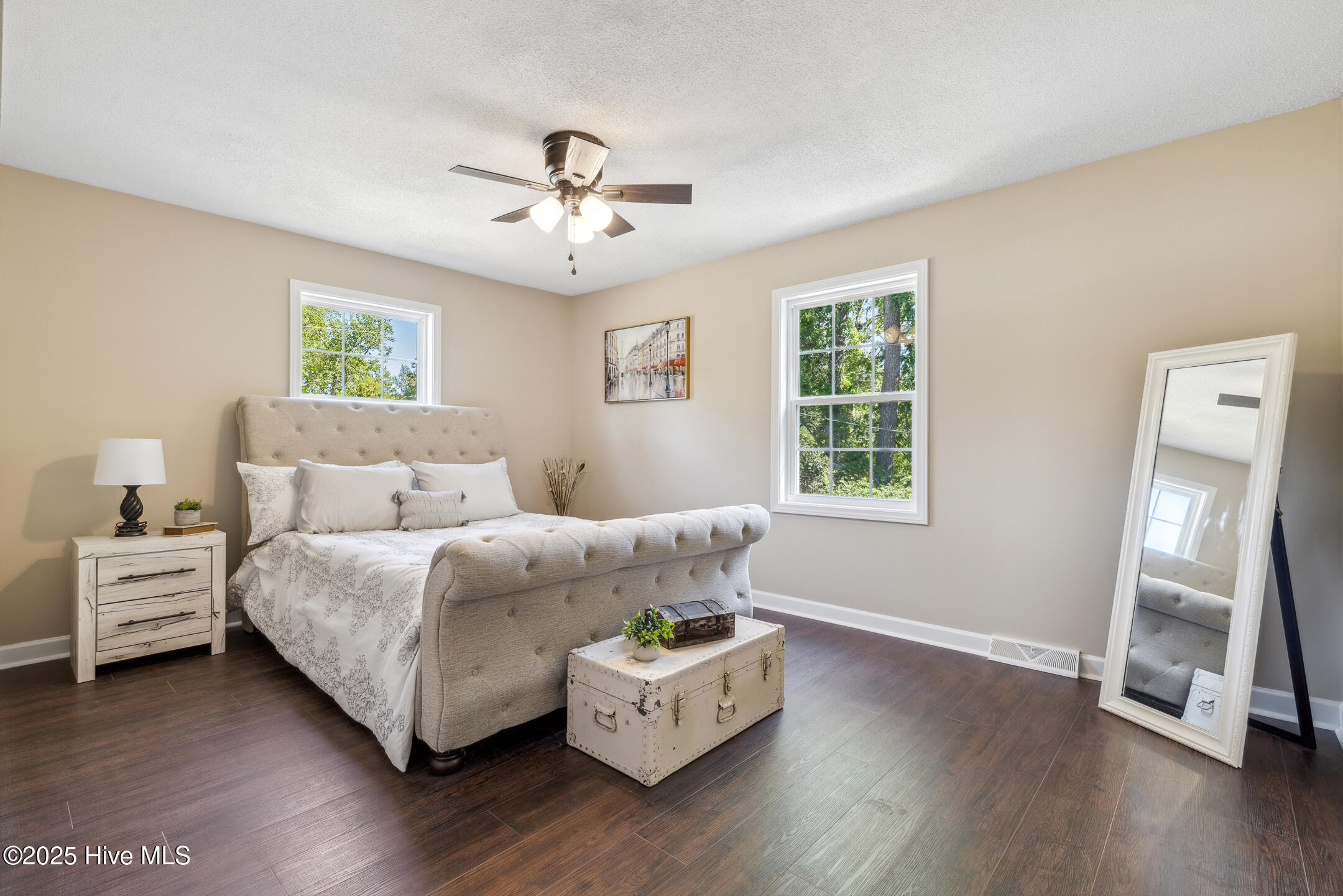 209 W Blackbeard Road Property Photo 37