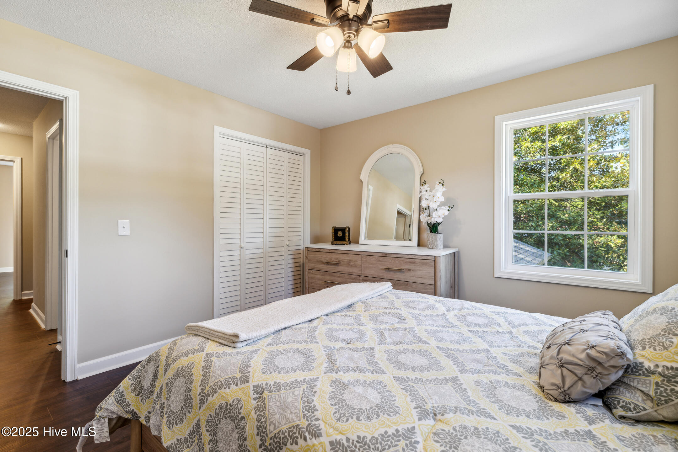 209 W Blackbeard Road Property Photo 40