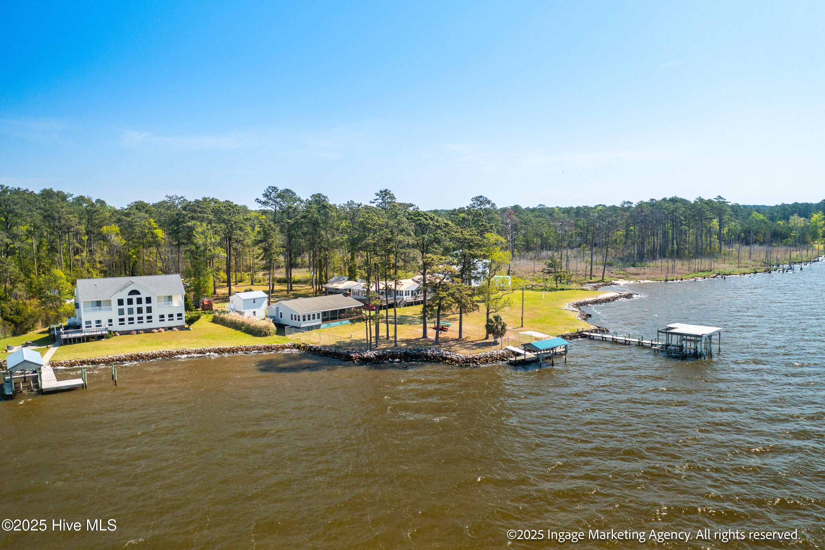 283 Chambers Point Road Property Photo 1