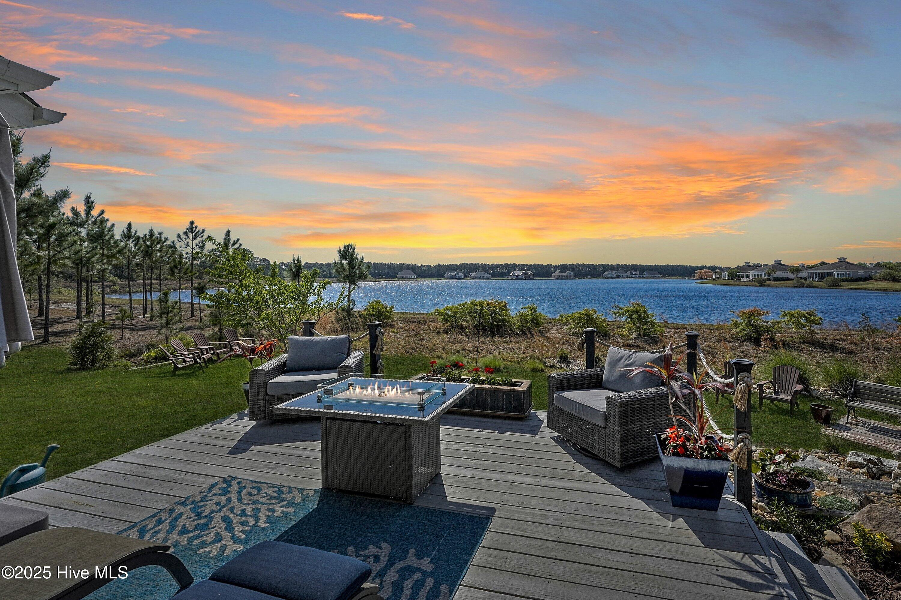 8372 S Shoreside Way Property Photo 4
