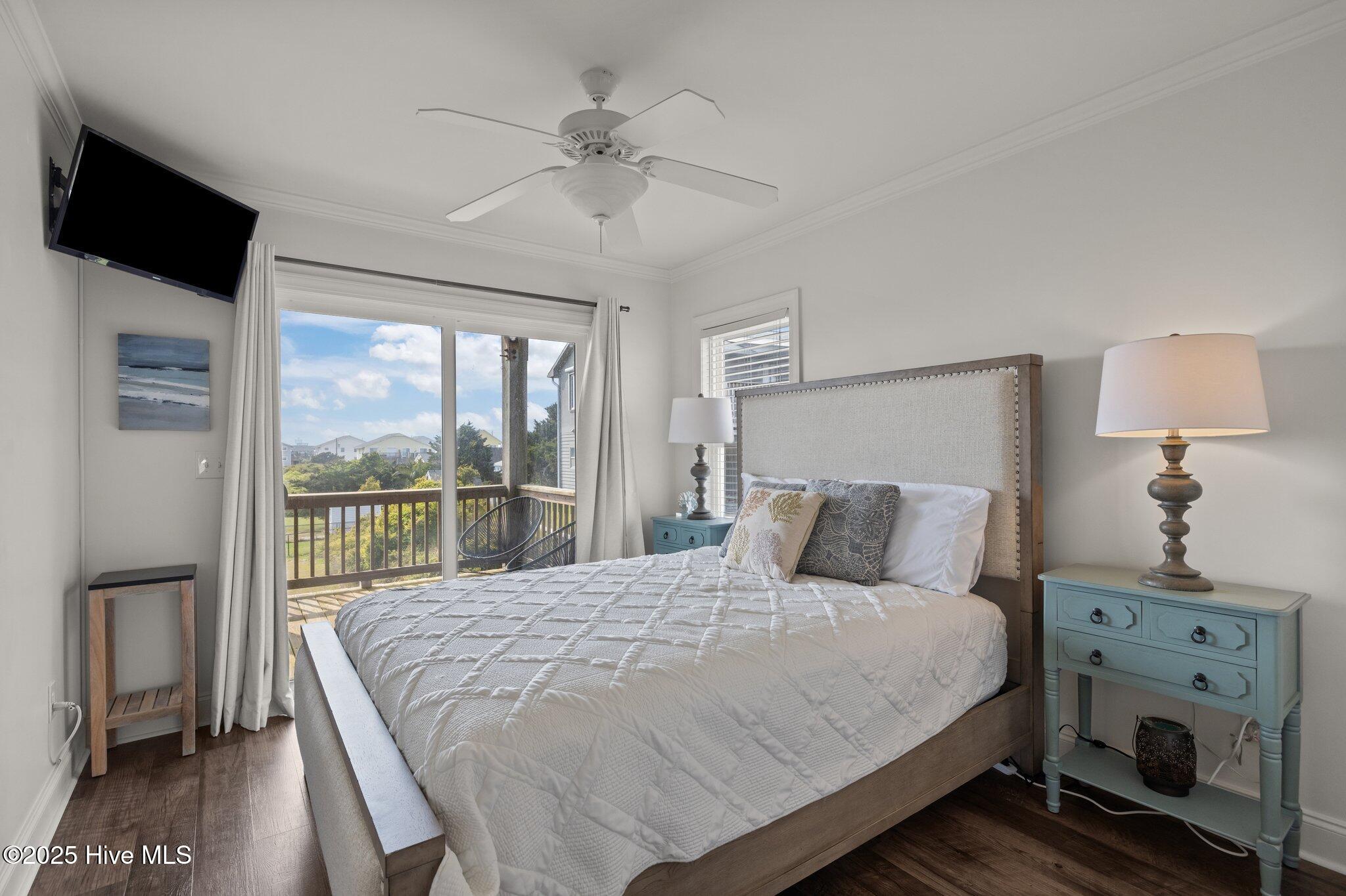 106 Willis Avenue A Property Photo 25
