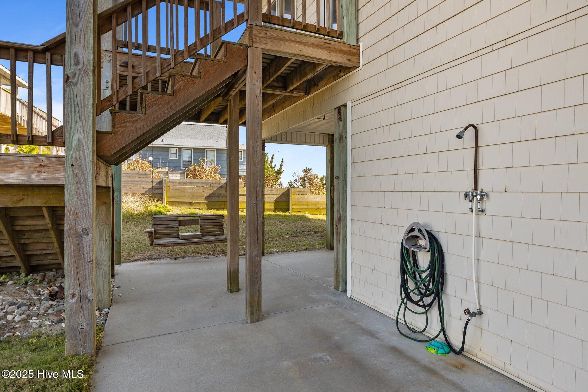 106 Willis Avenue A Property Photo 42