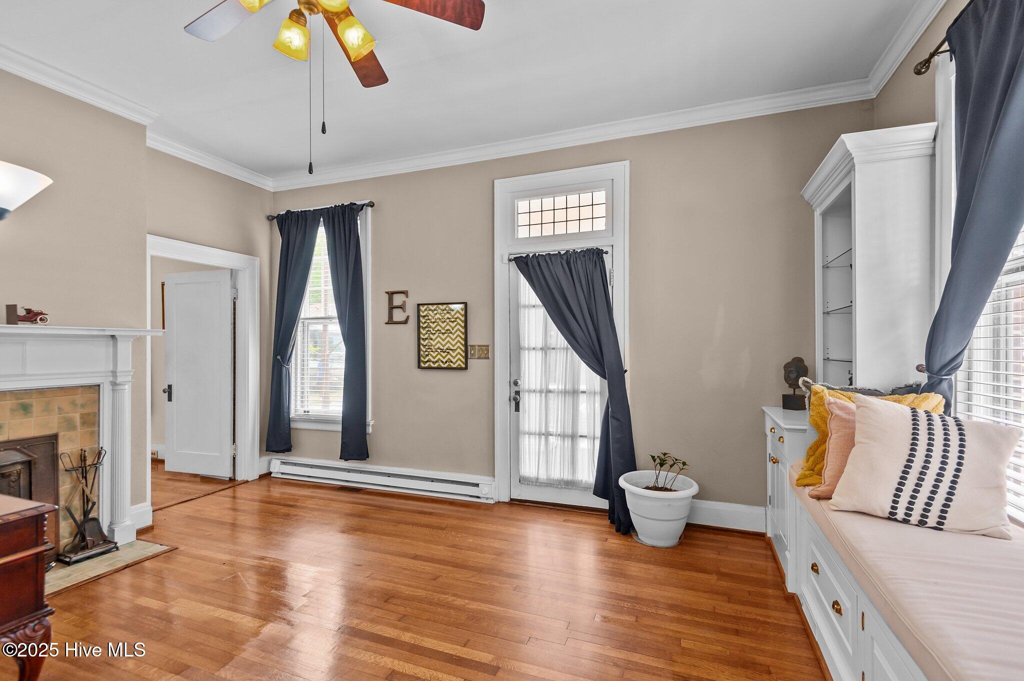 306 N Parker Street Property Photo 7