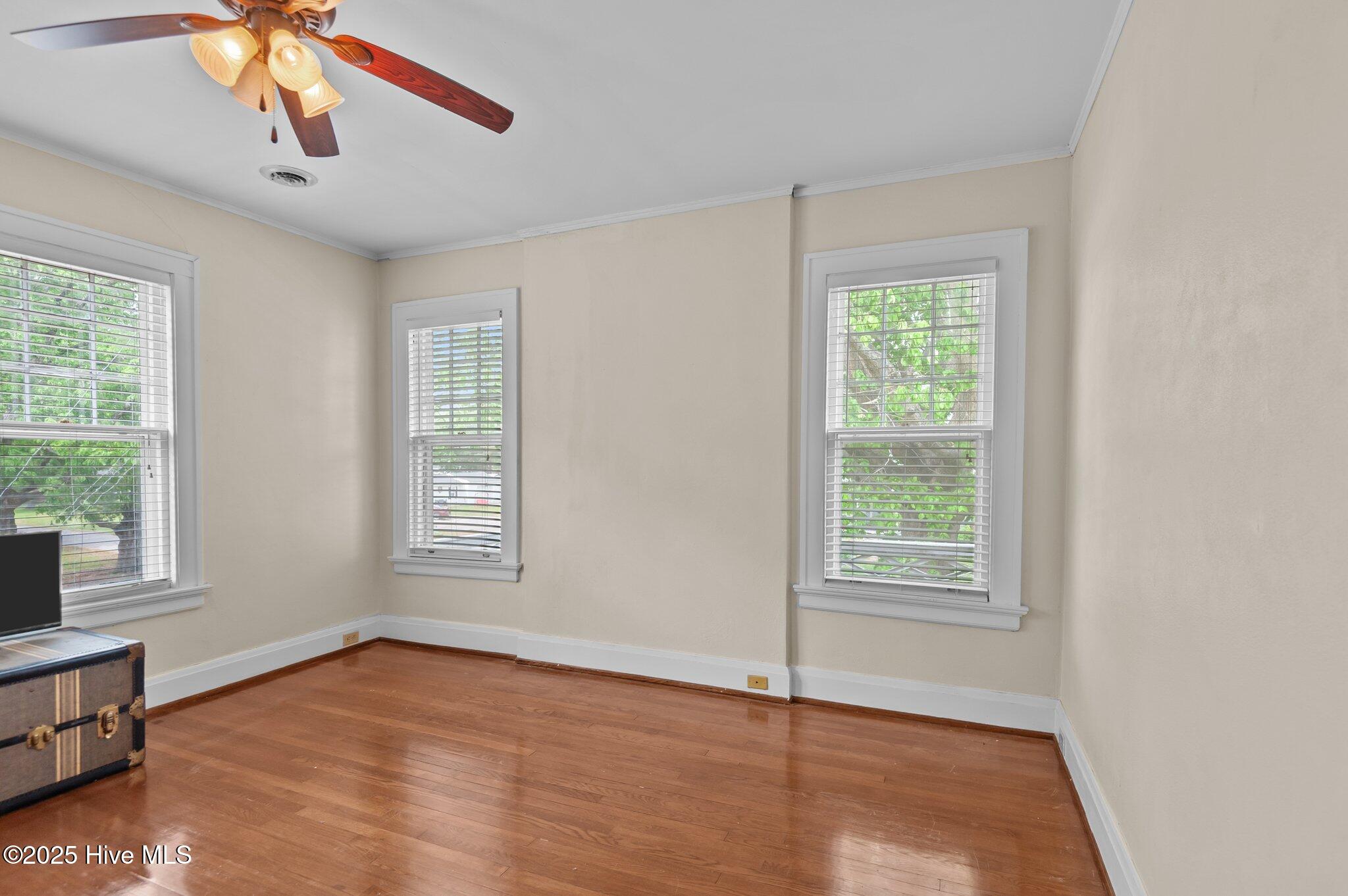 306 N Parker Street Property Photo 30