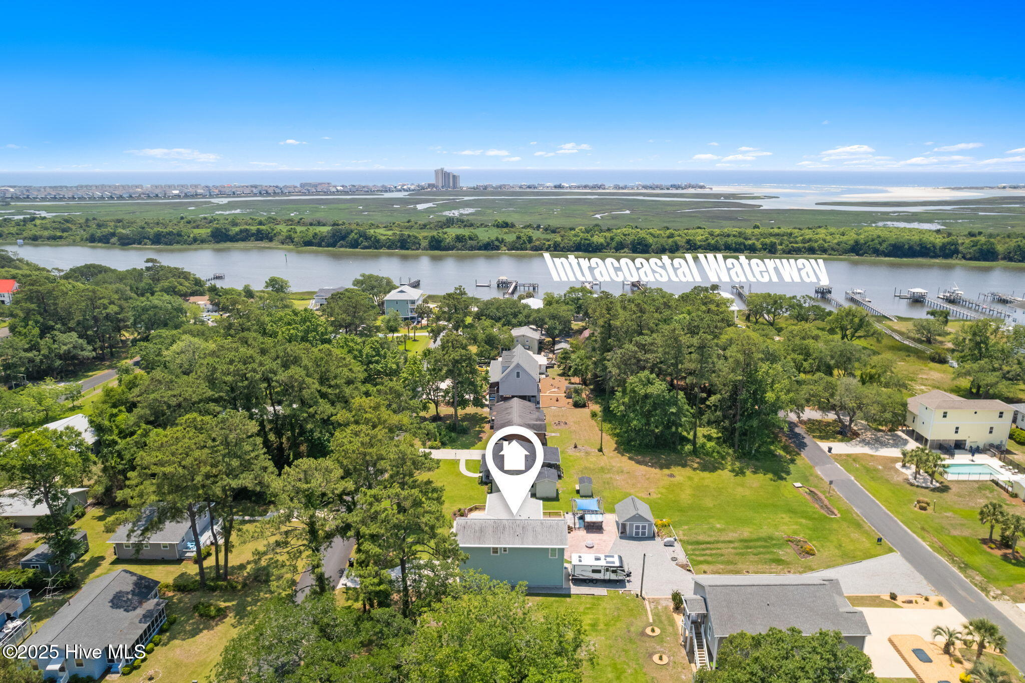 1990 Harbor Drive Property Photo 7