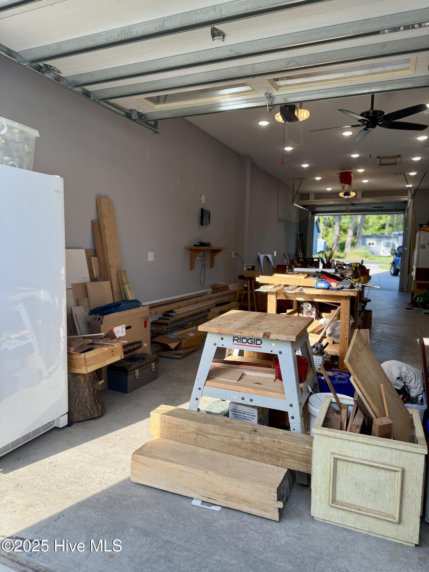 1990 Harbor Drive Property Photo 11