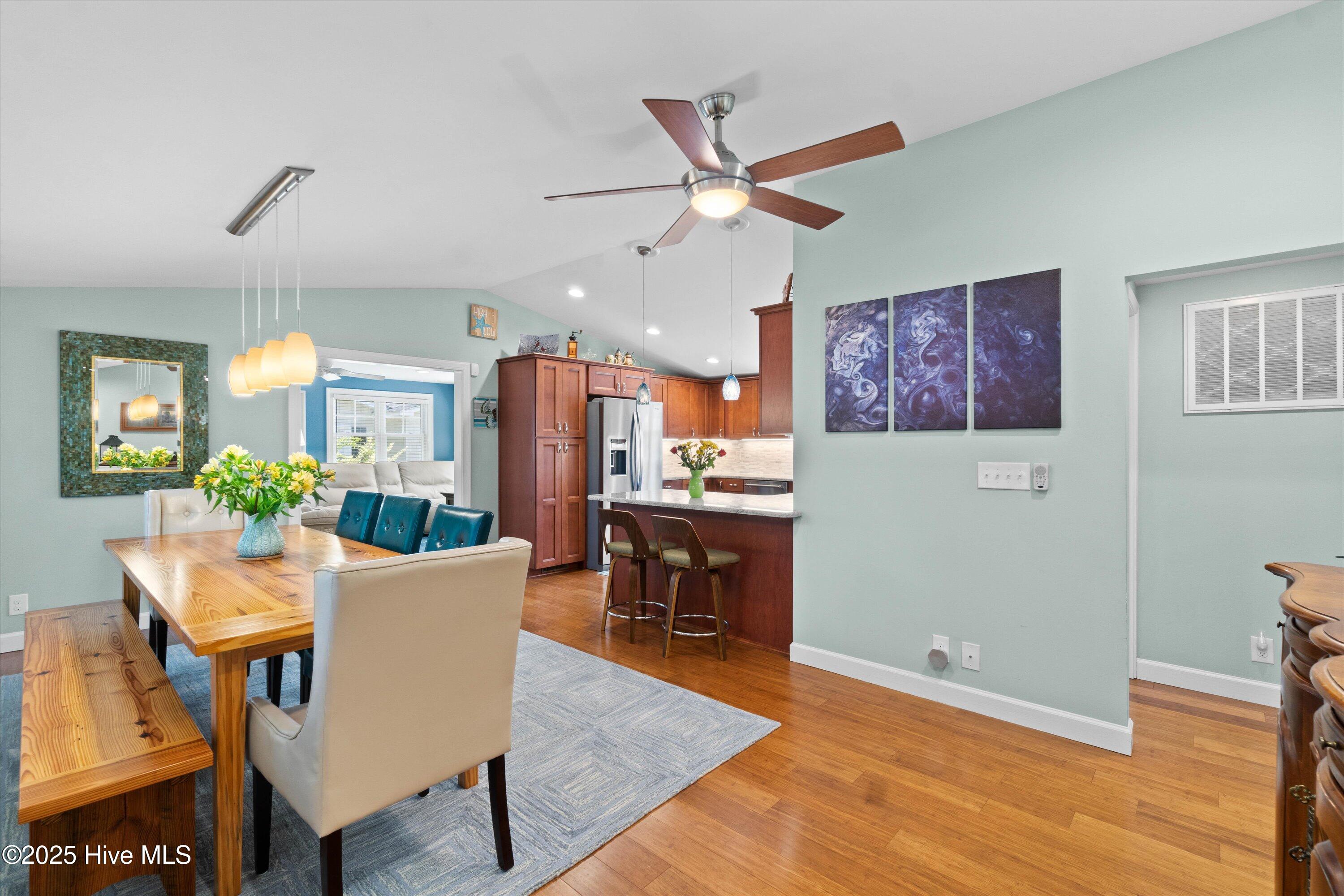 1990 Harbor Drive Property Photo 28