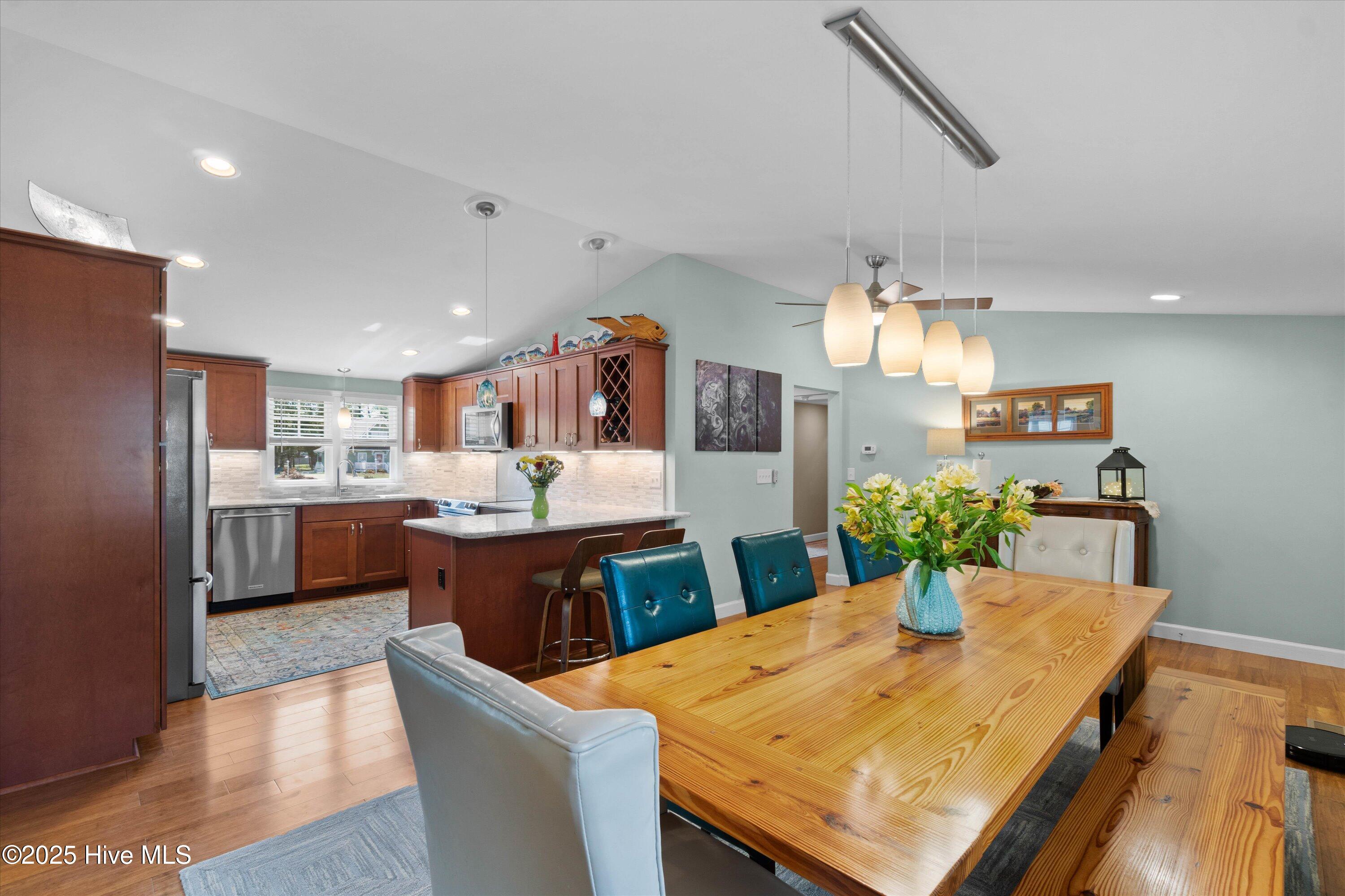 1990 Harbor Drive Property Photo 29